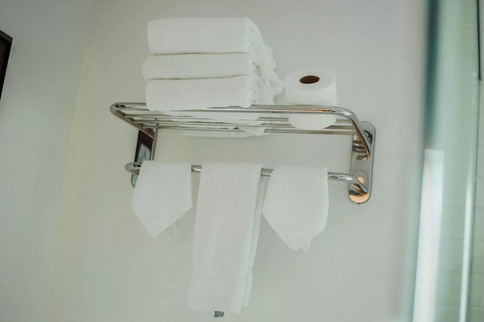 towels in Villa Italia South Beach