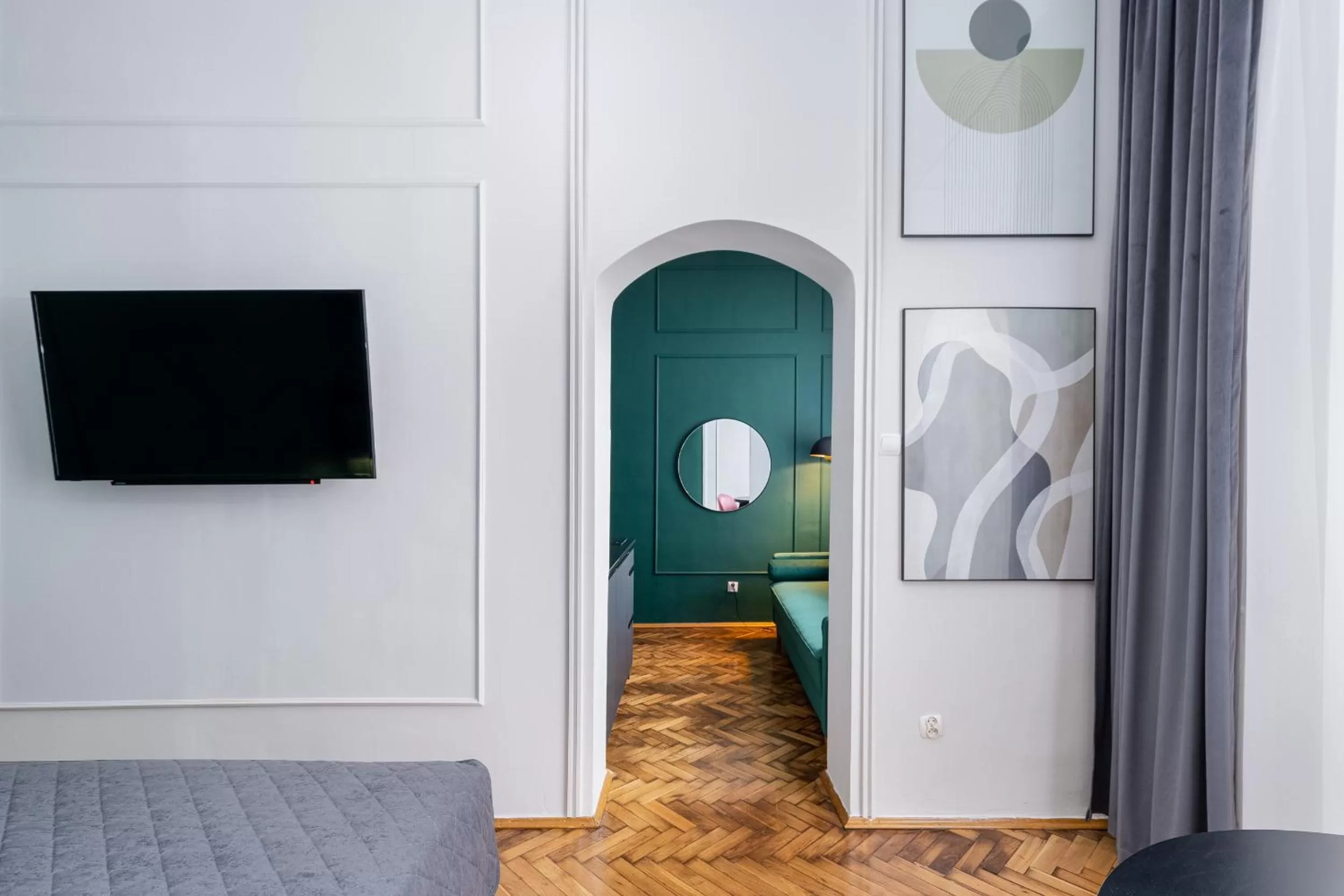 Photo of the whole room, Bed in Wawel Boutique Residence - Krakow Old Town