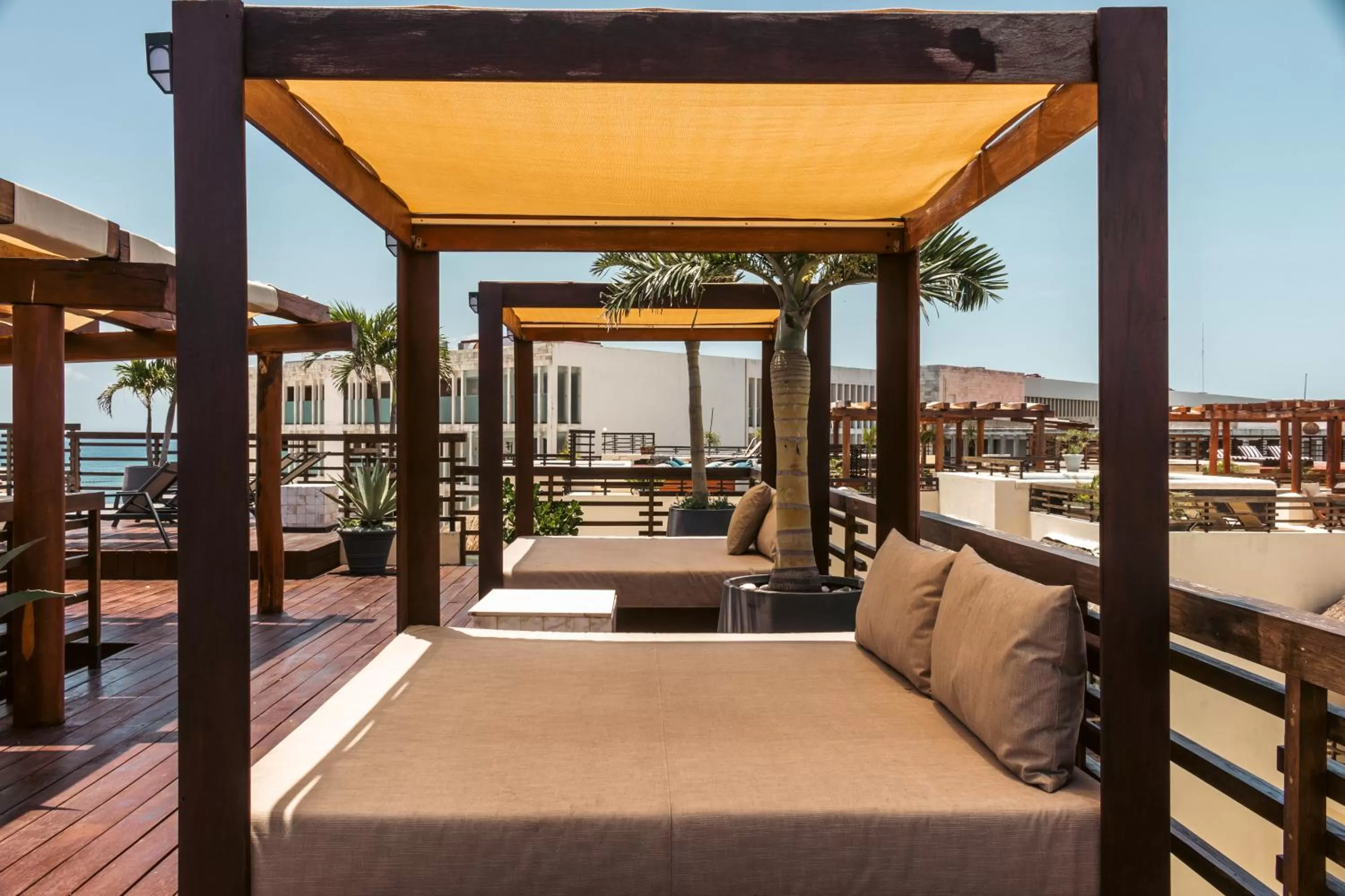 Off site in Aldea Thai