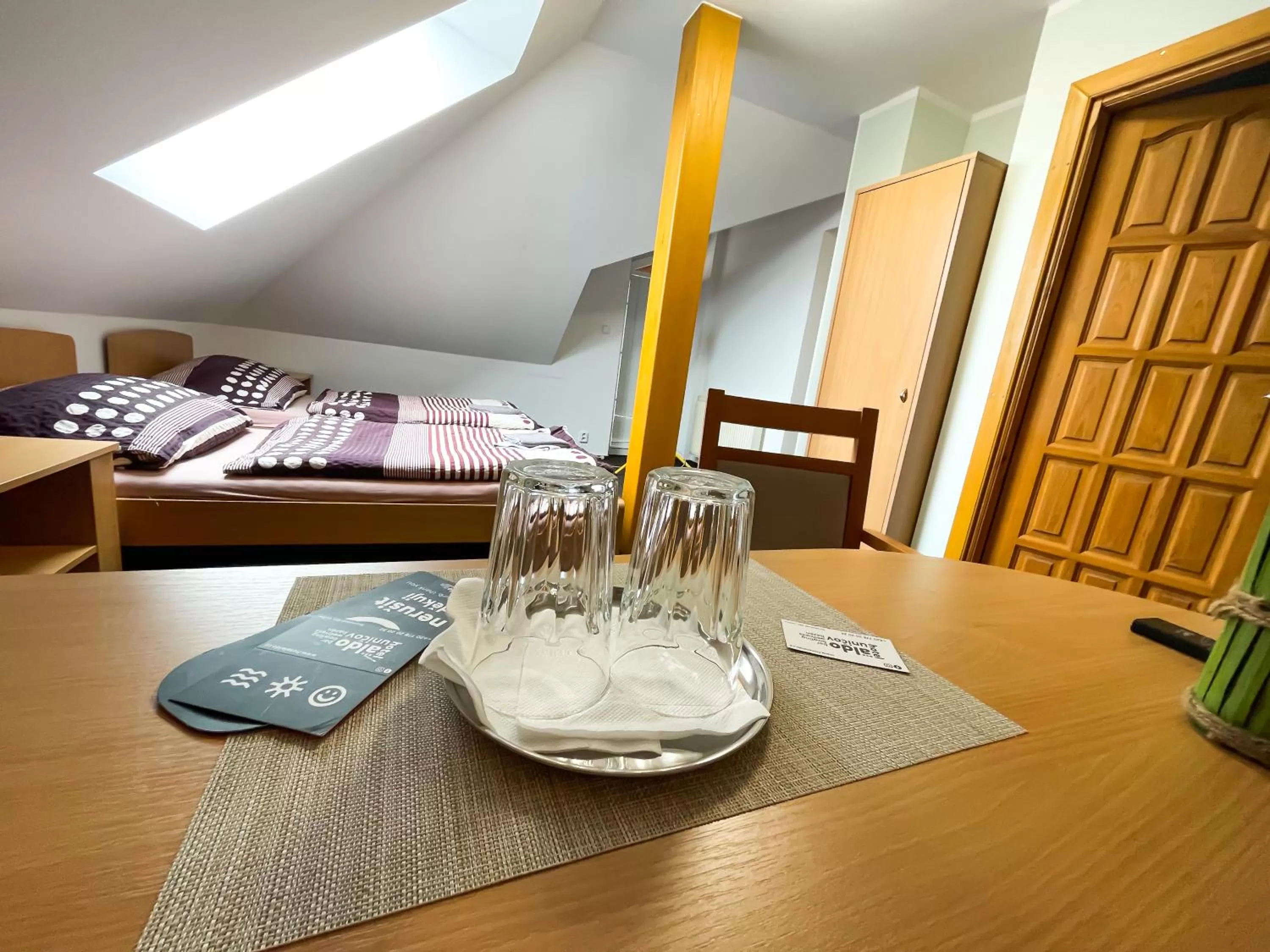 Seating area, Bed in Hotel Aldo