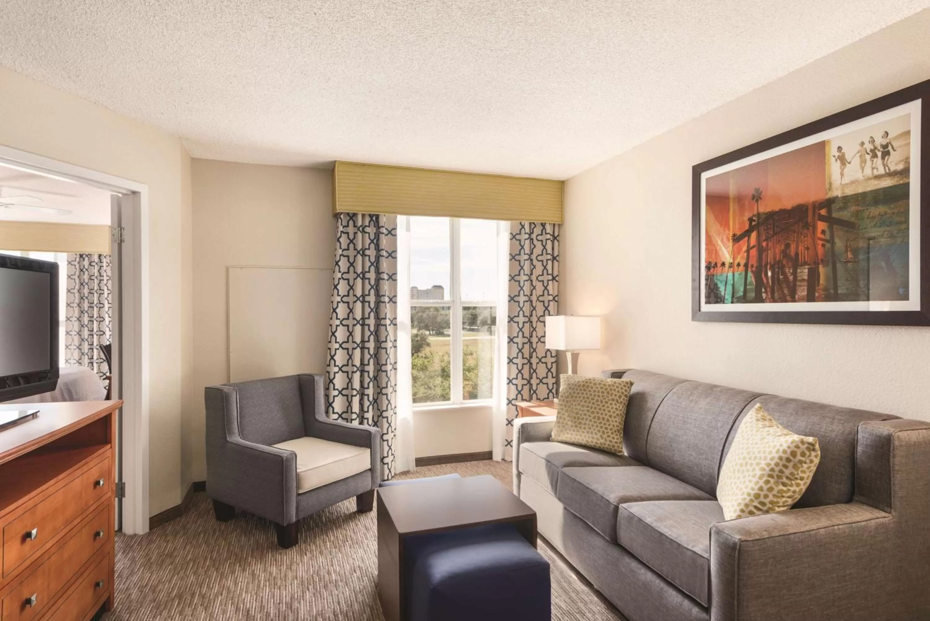 Living room in Homewood Suites by Hilton Orlando-International Drive Convention Center