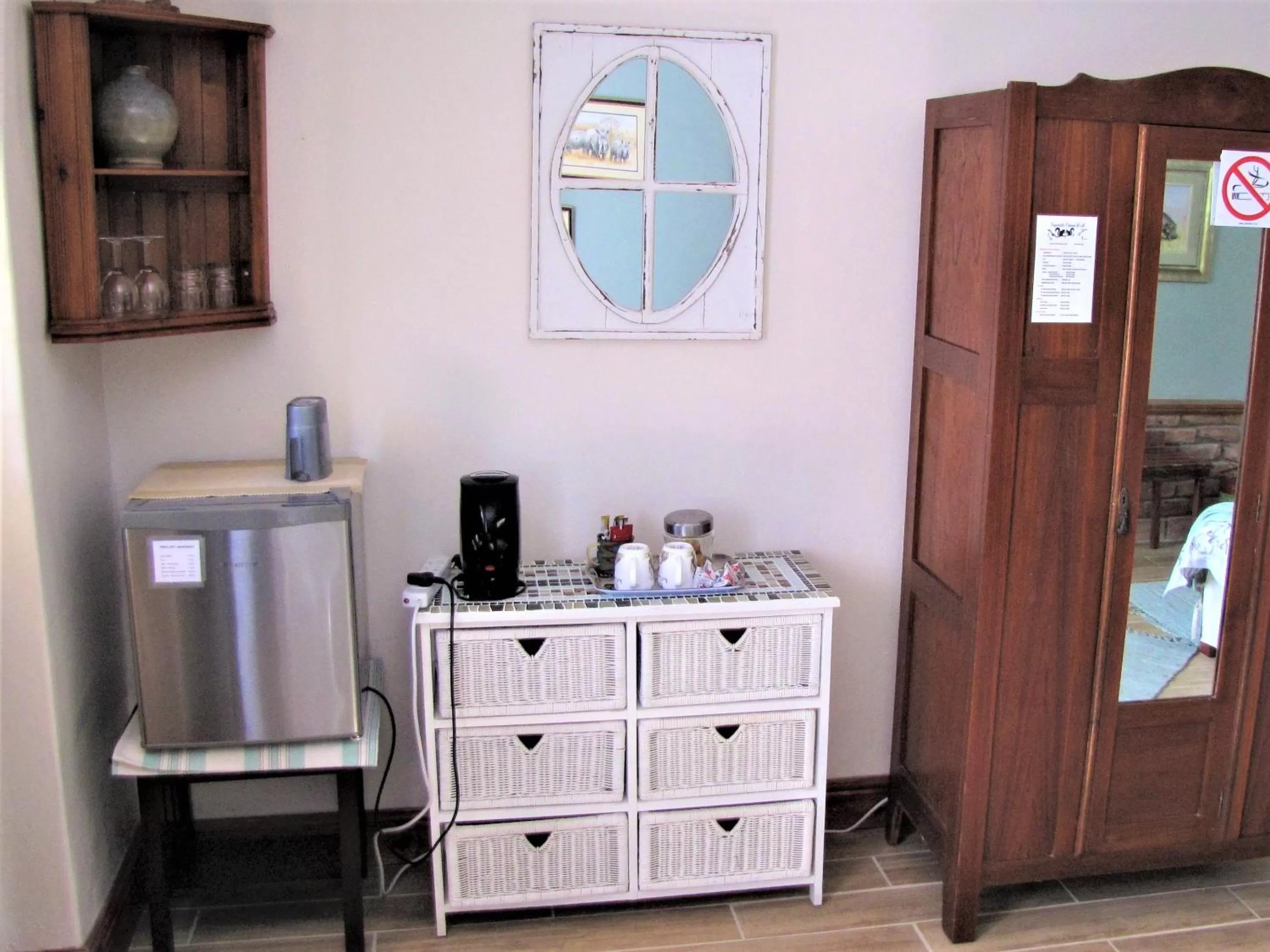 Coffee/tea facilities in Squirrels Corner