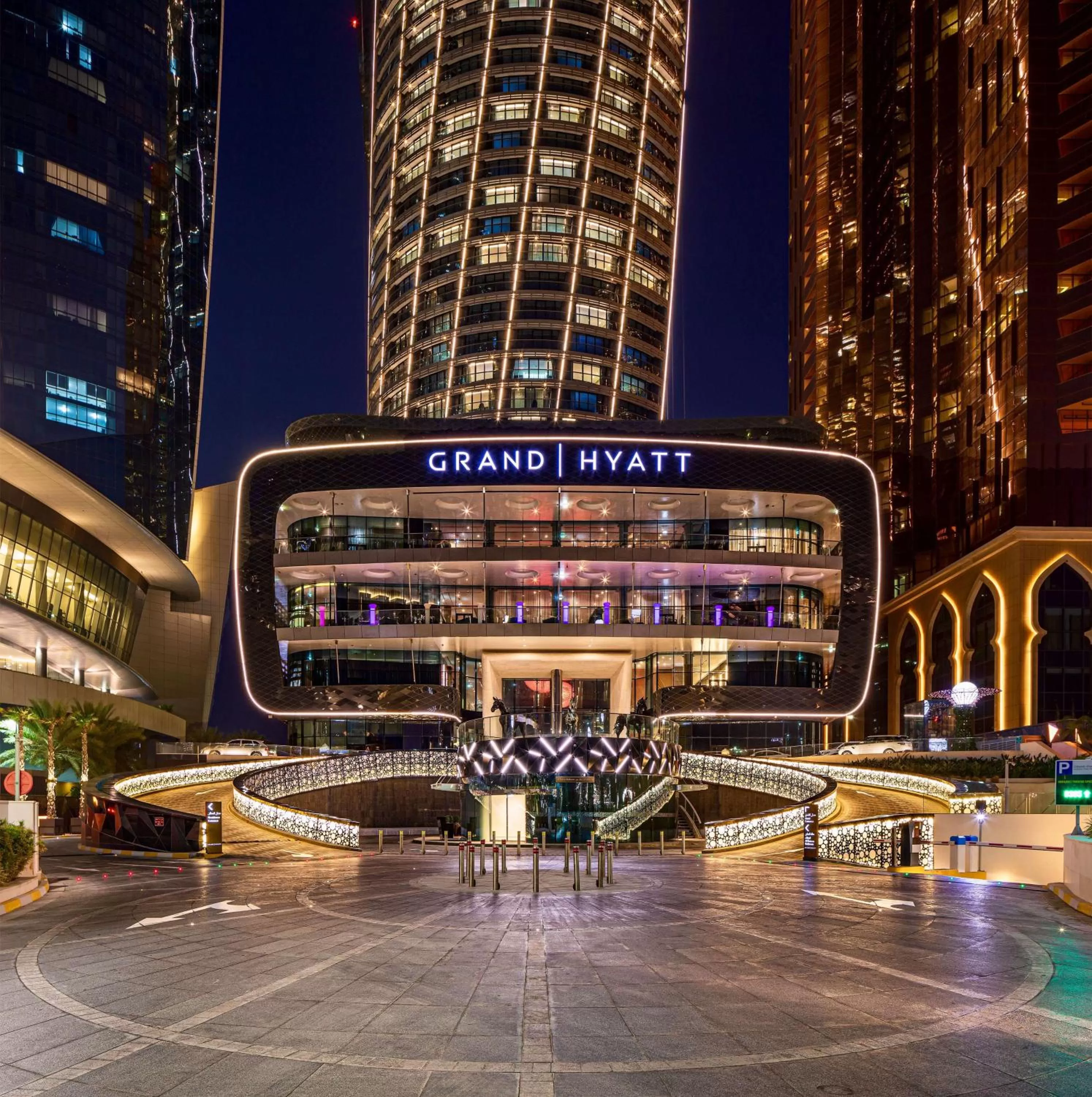 Property building in Grand Hyatt Abu Dhabi Hotel & Residences Emirates Pearl