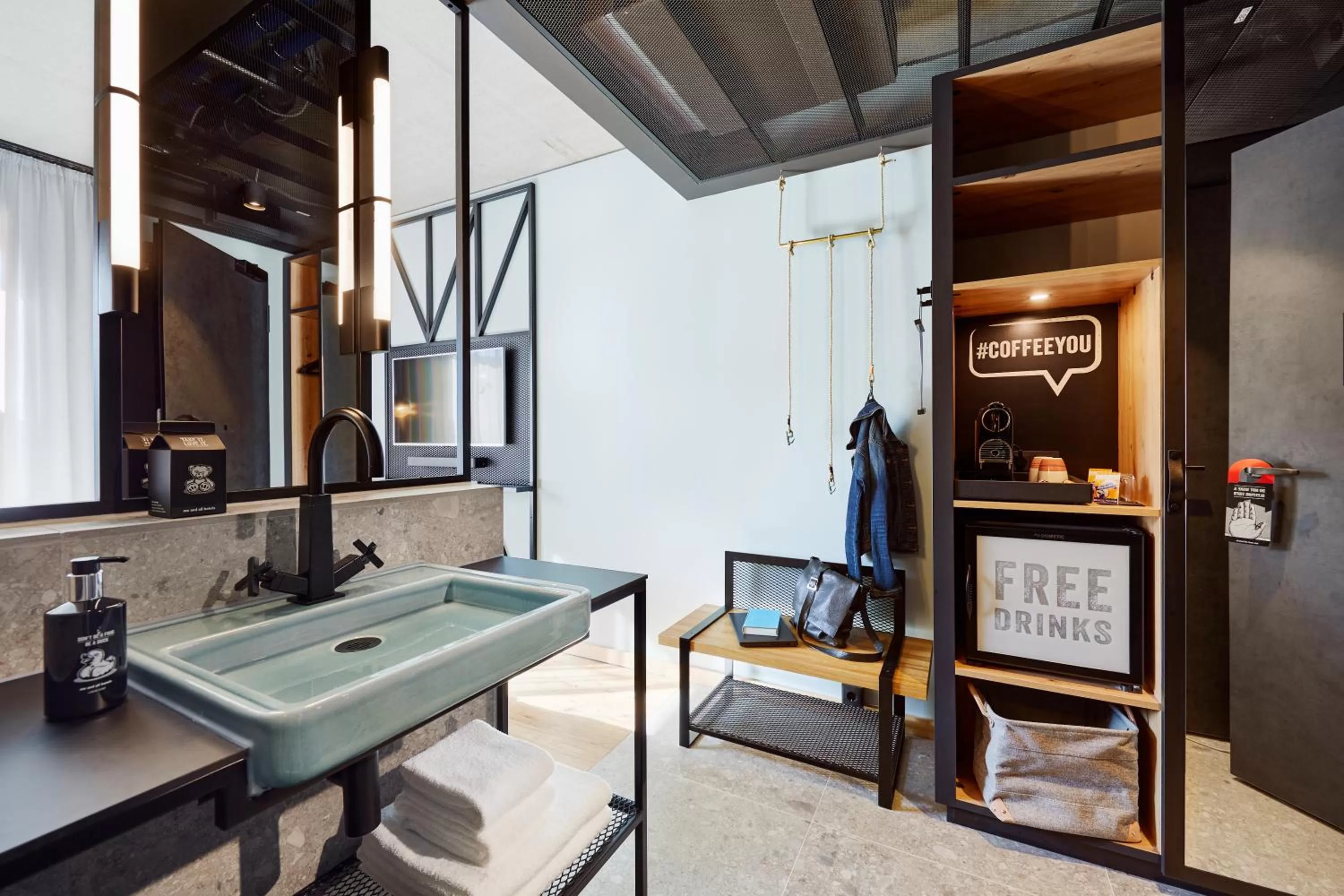 Bathroom in Me and All Hotel Kiel, by Hyatt