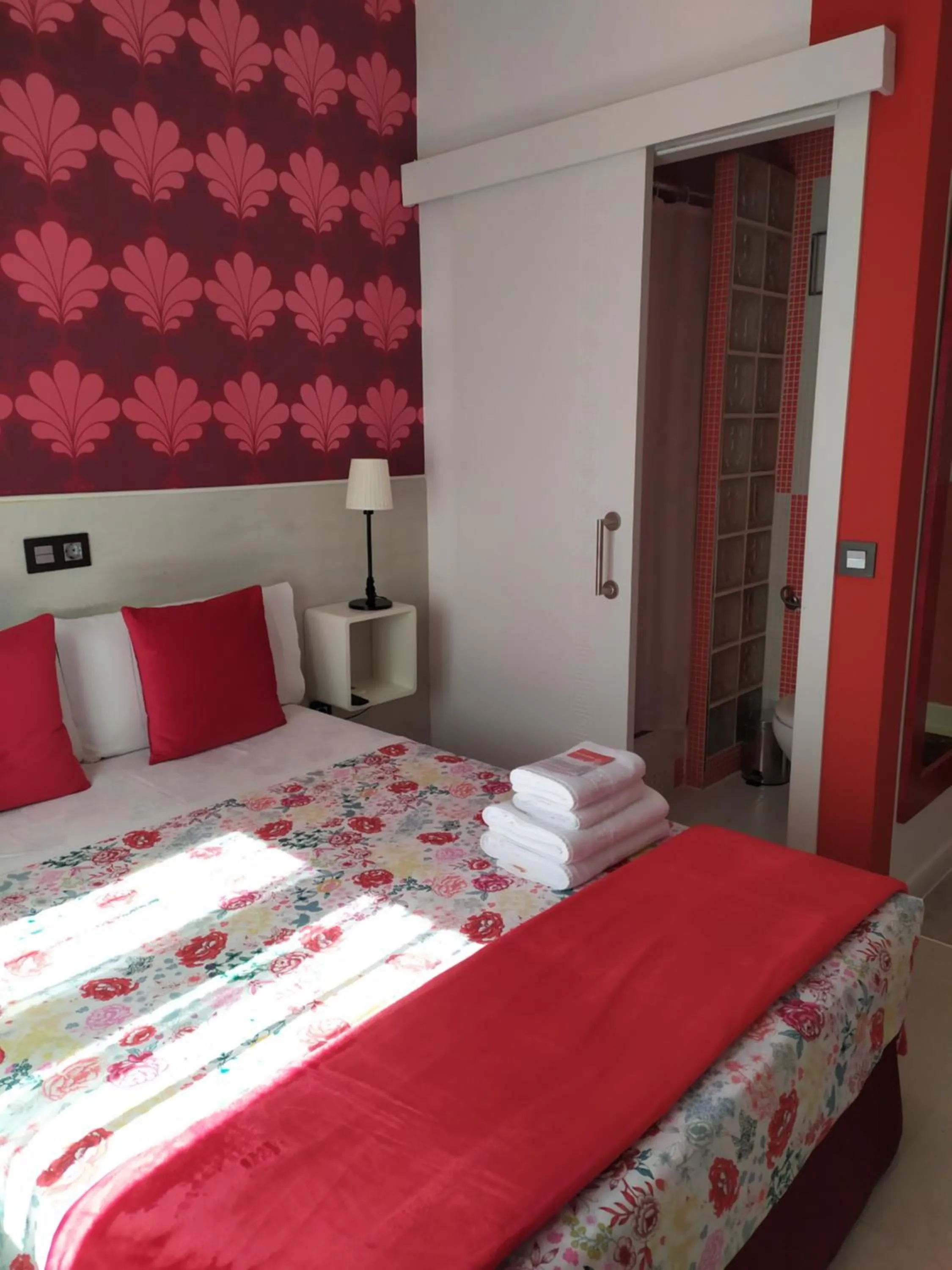 Photo of the whole room, Bed in Hostal Inn Madrid