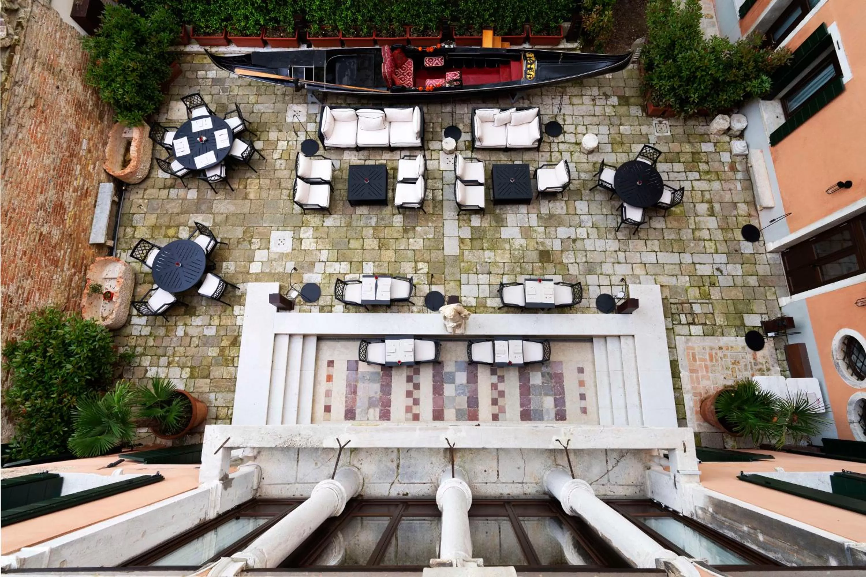 Garden in Radisson Collection Hotel, Palazzo Nani Venice