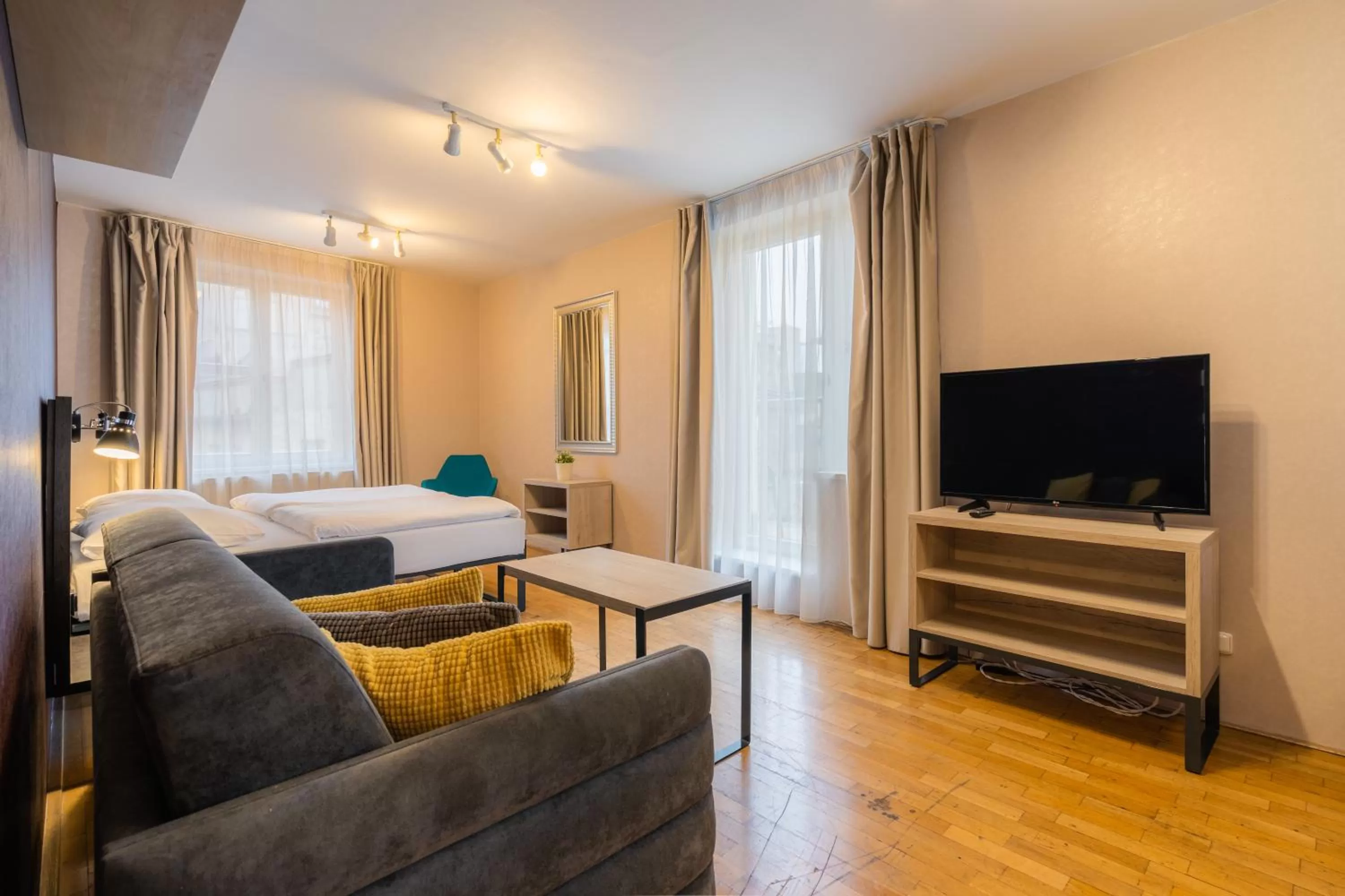 Photo of the whole room, Bed in EA ApartHotel Melantrich