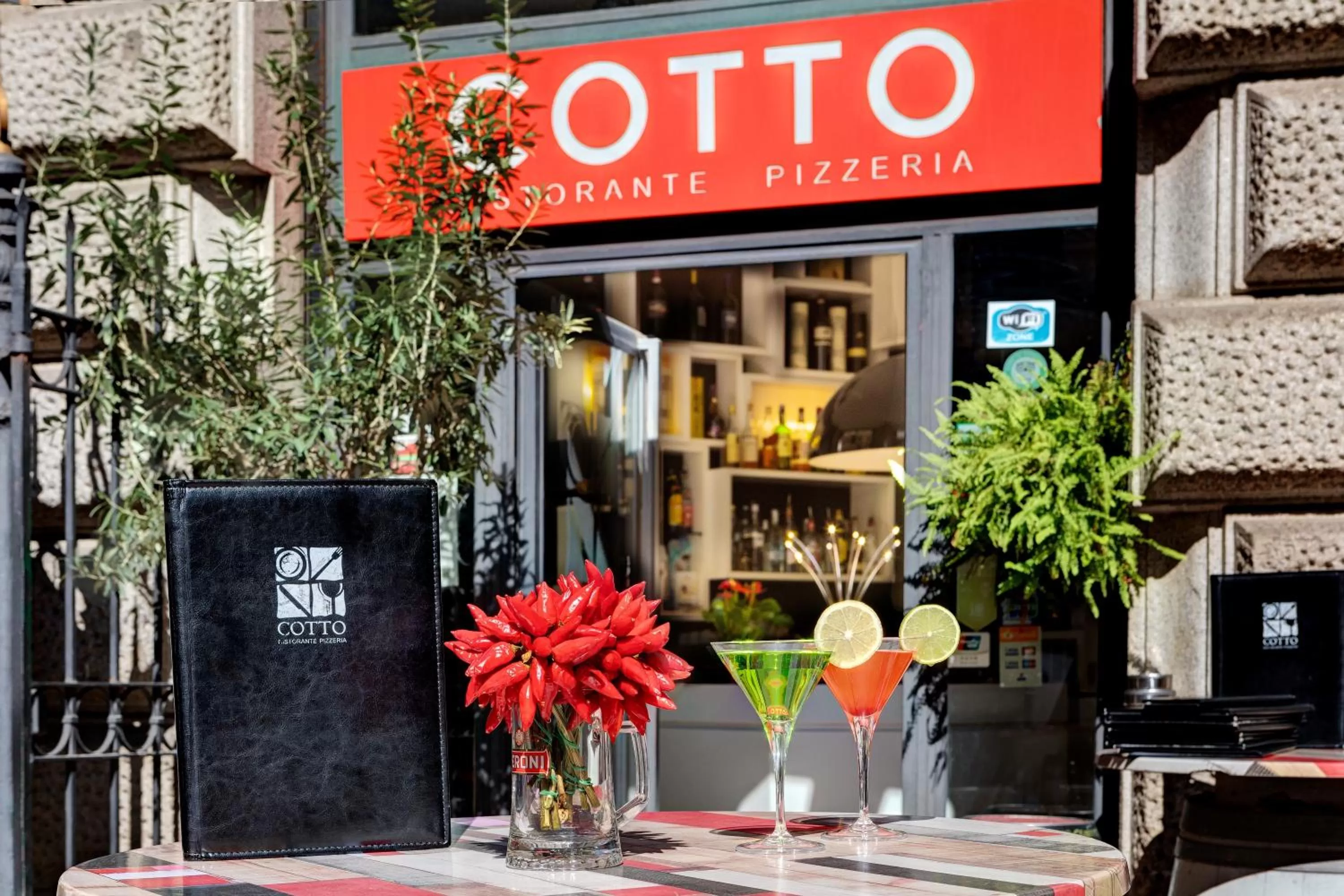 Restaurant/places to eat in Dharma Style Hotel & Spa