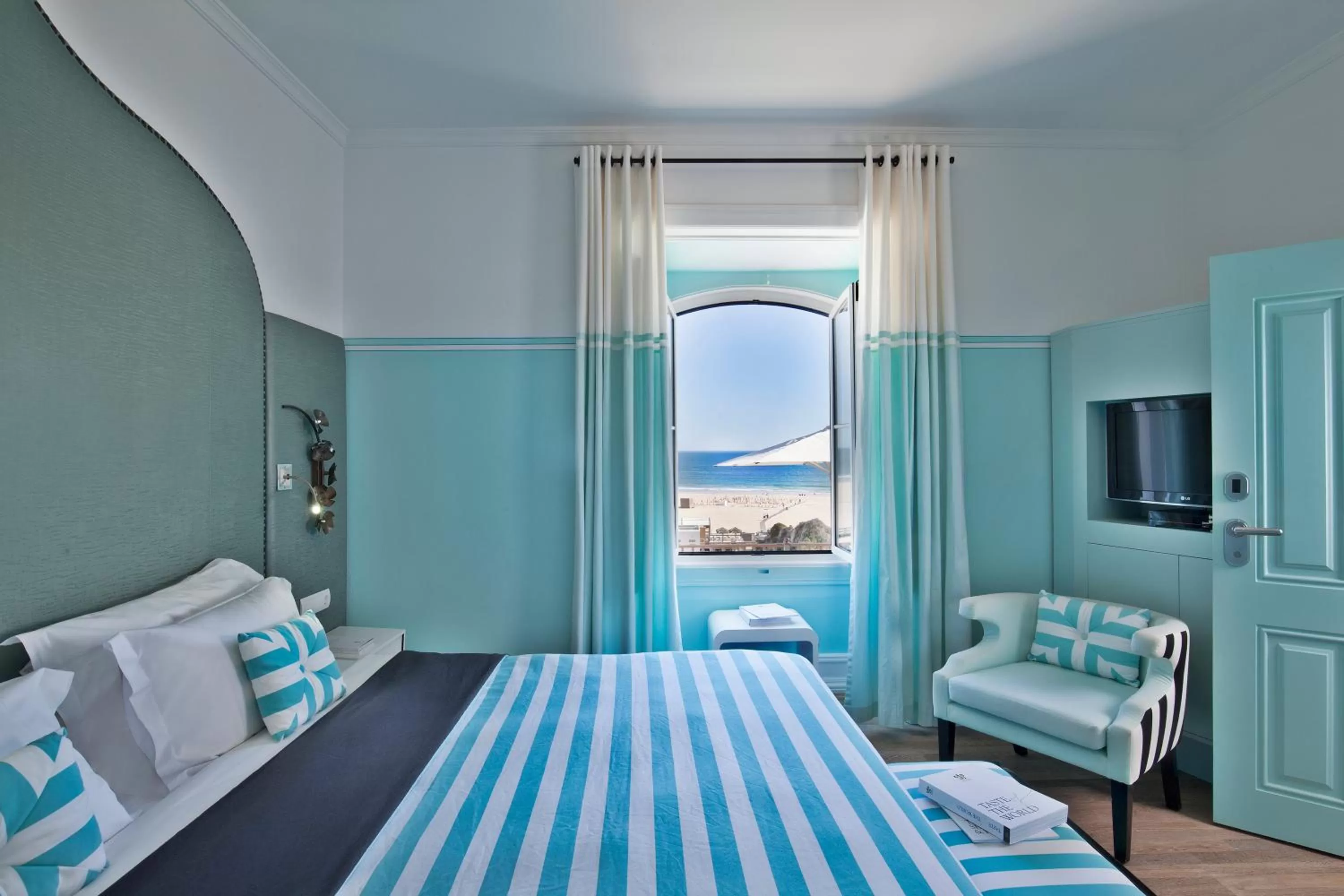 Decorative detail, Bed in Bela Vista Hotel & Spa - Relais & Chateaux