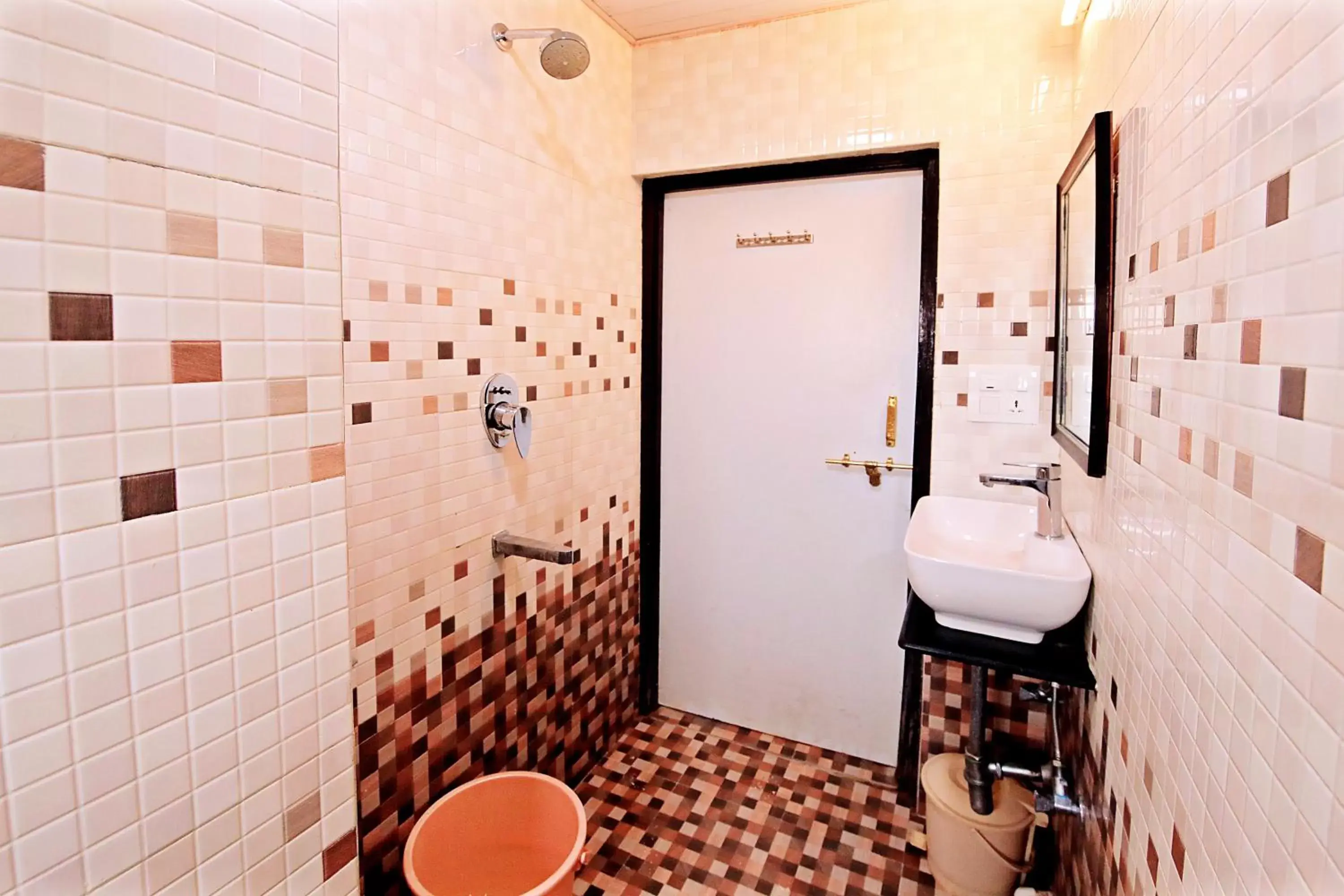 Deluxe Room with Lake View in Storica Stays Panorama Haveli Udaipur Deluxe Room with Lake View in Storica Stays Panorama Haveli Udaipur