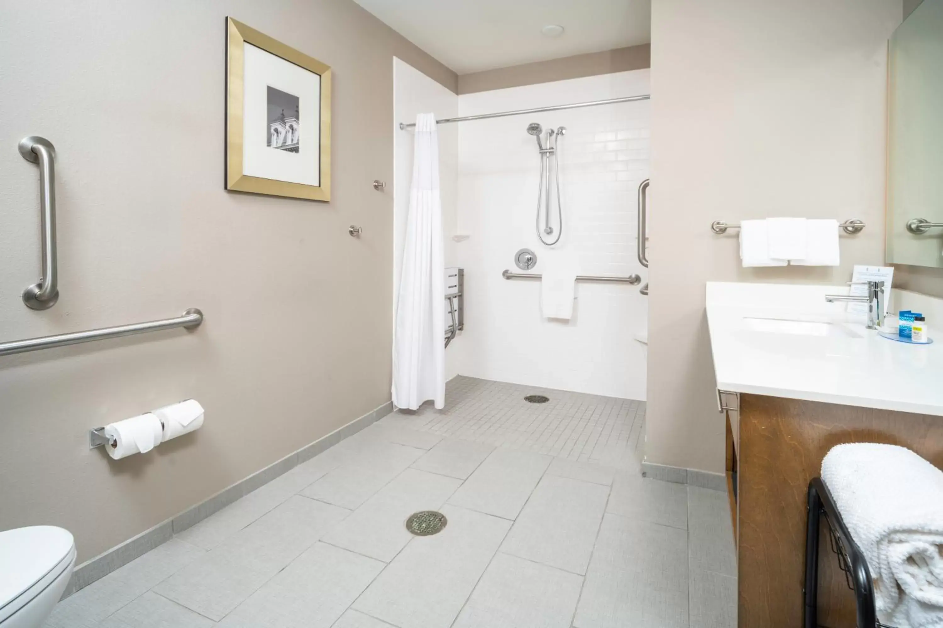 Queen Studio Suite with Two Queen Beds - Mobility Access Roll in Shower/Non-Smoking in Staybridge Suites - Summerville by IHG Queen Studio Suite with Two Queen Beds - Mobility Access Roll in Shower/Non-Smoking in Staybridge Suites - Summerville by IHG