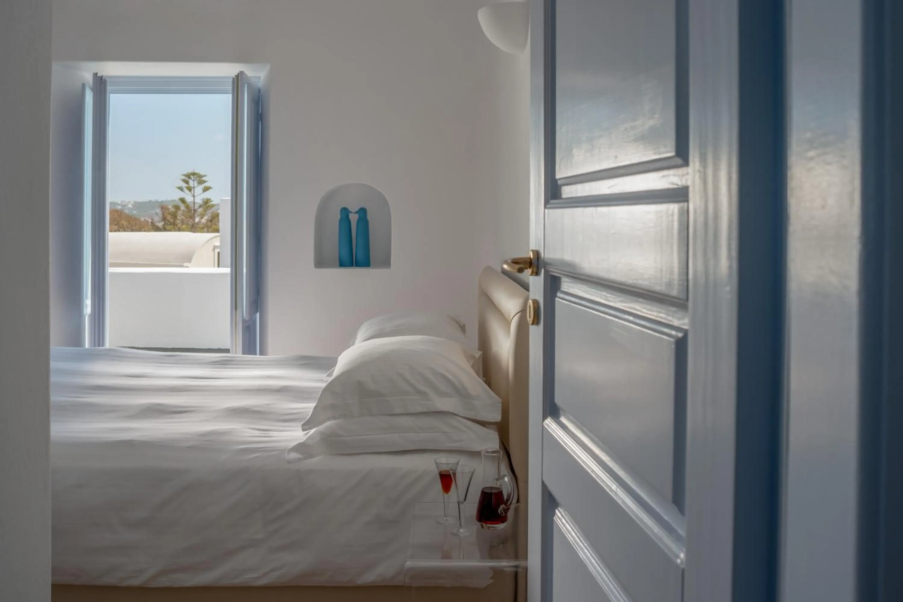 Bed in Aria Suites & Villas