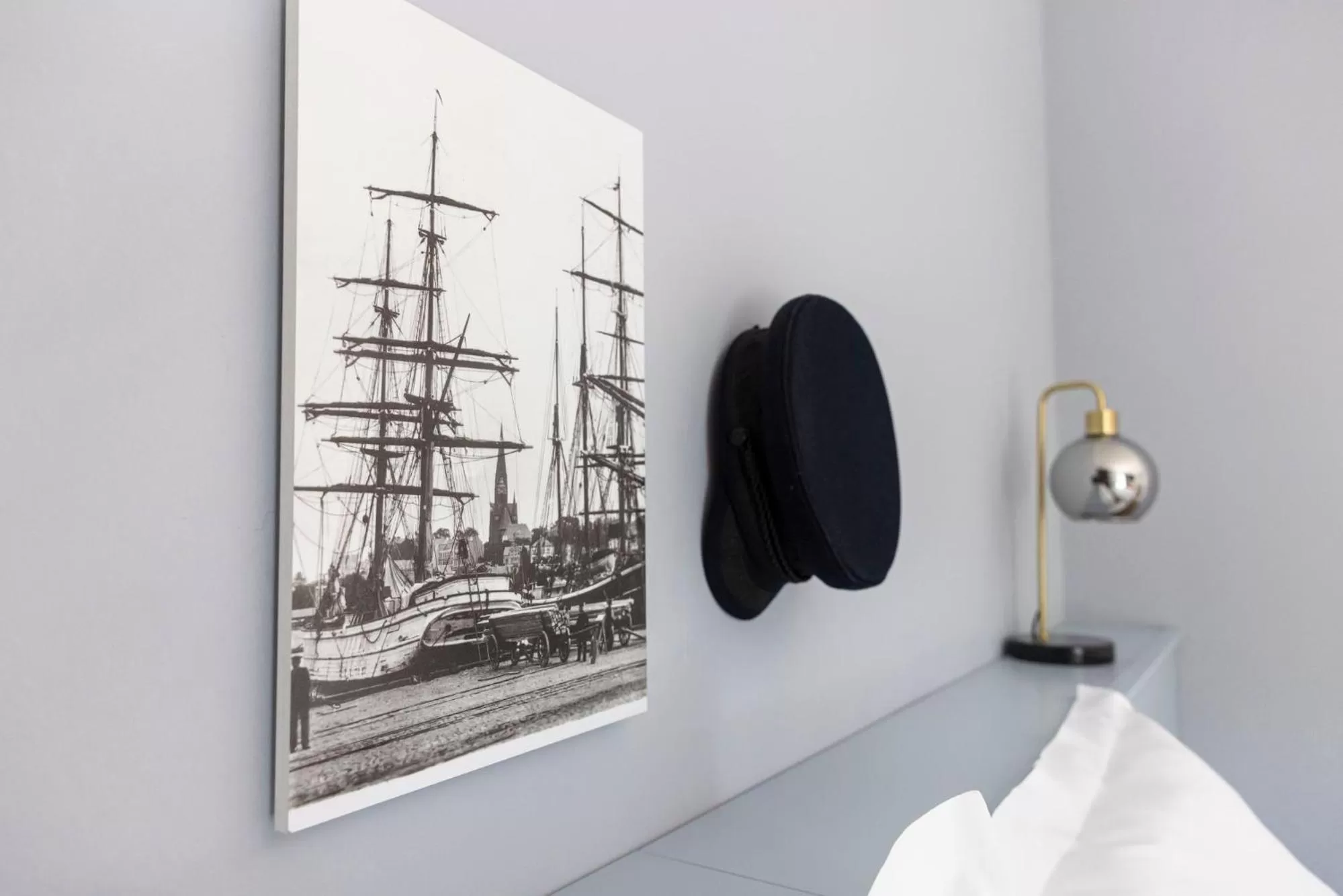 Decorative detail, Bed in Boutiquehotel Petuh