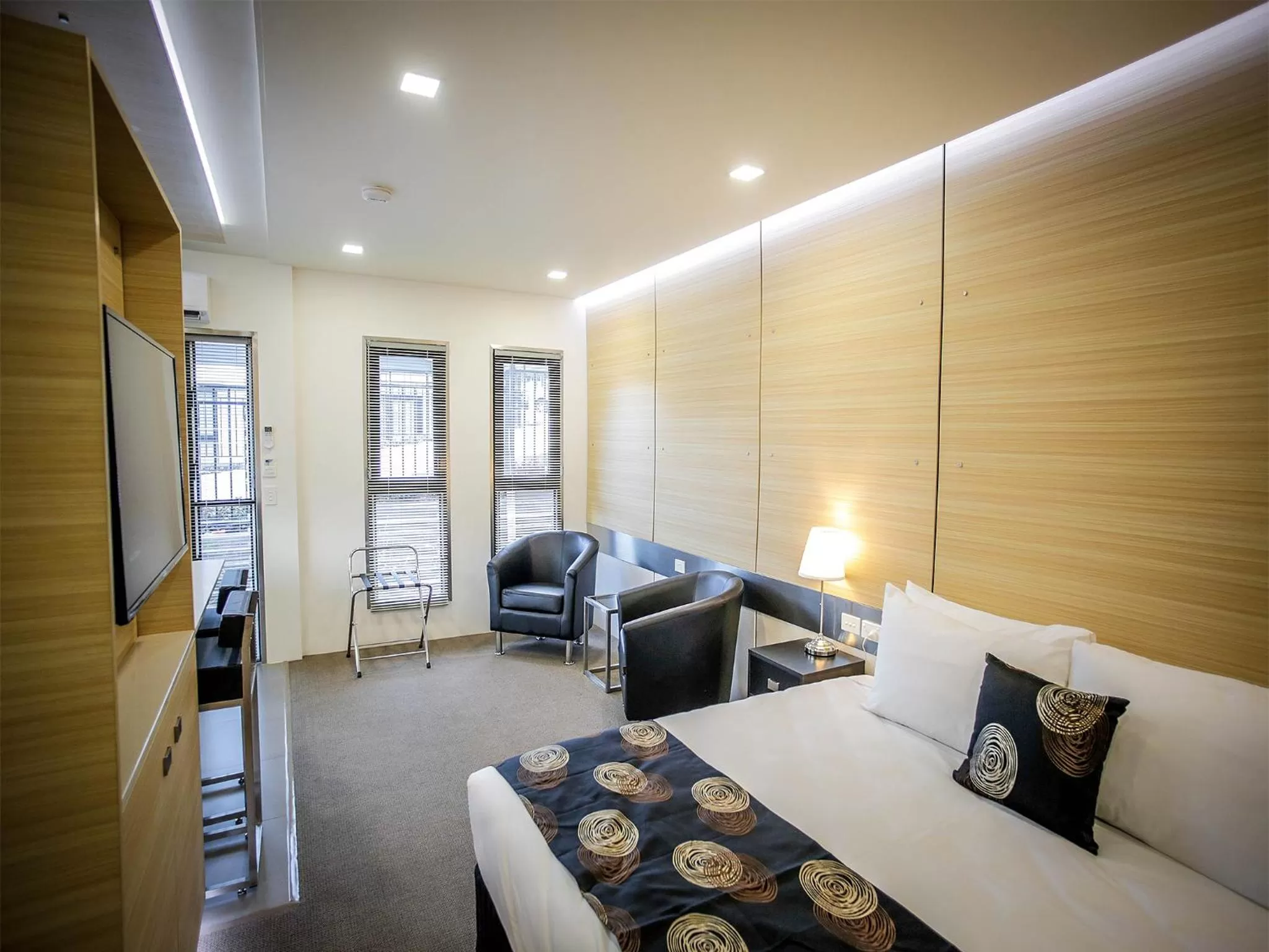 Bed in Trip Motel Gatton