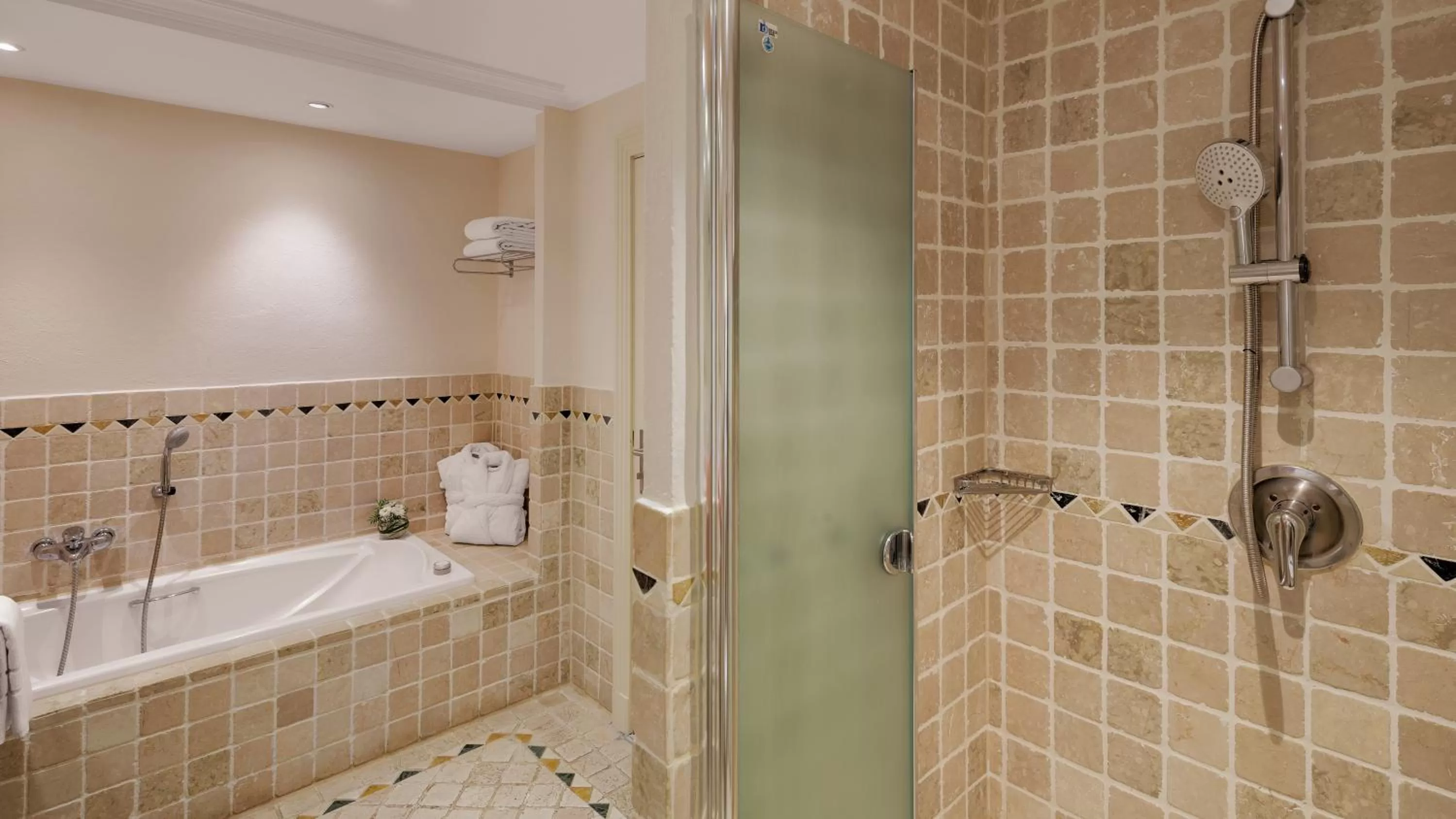 Toilet in Steigenberger Hotel and Resort Camp de Mar