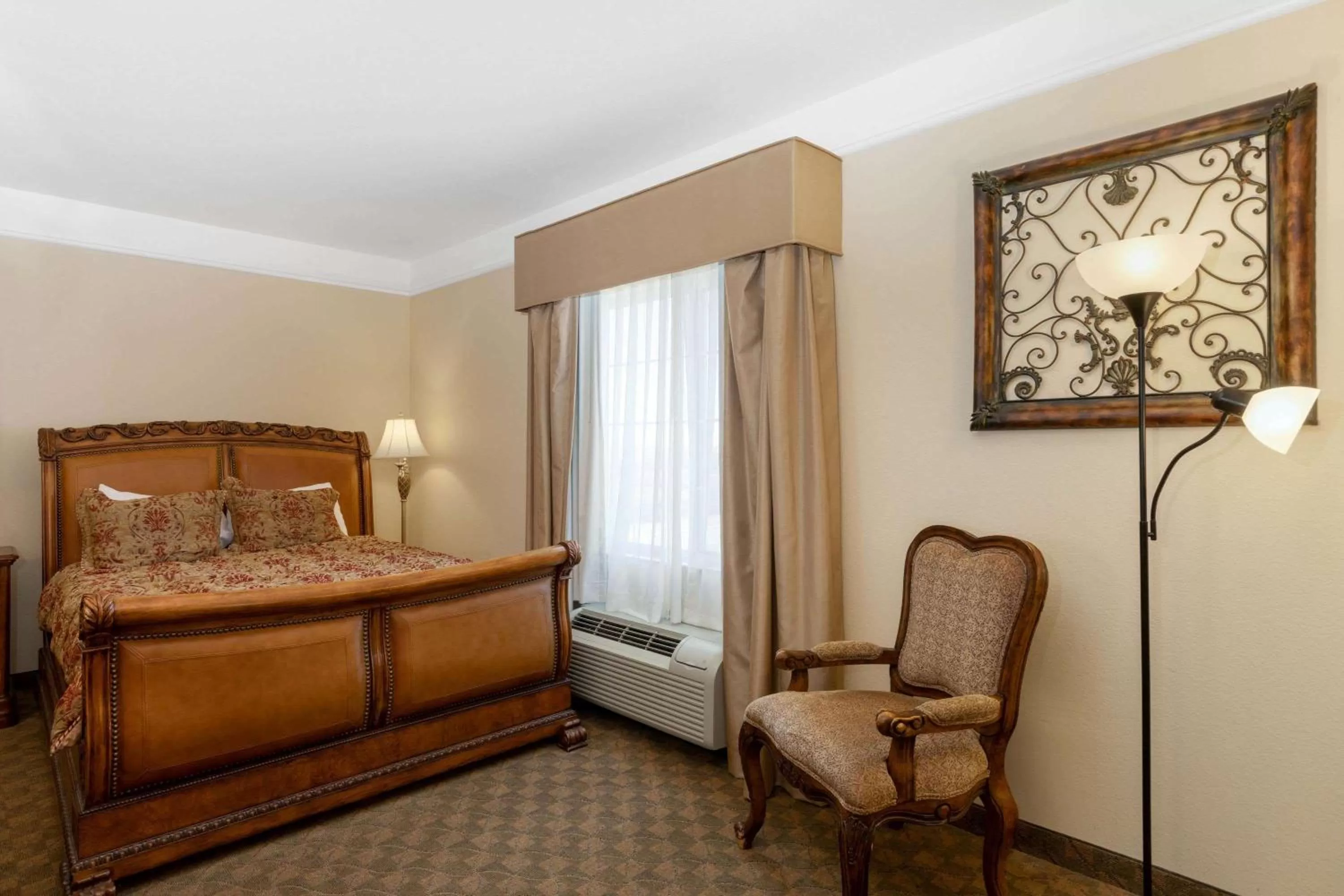 Bed in La Quinta by Wyndham Dodge City