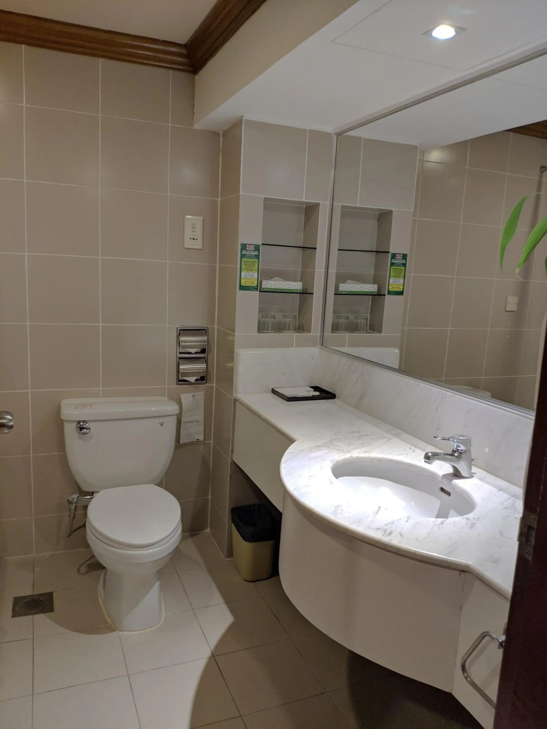 Toilet in Sabah Oriental Hotel