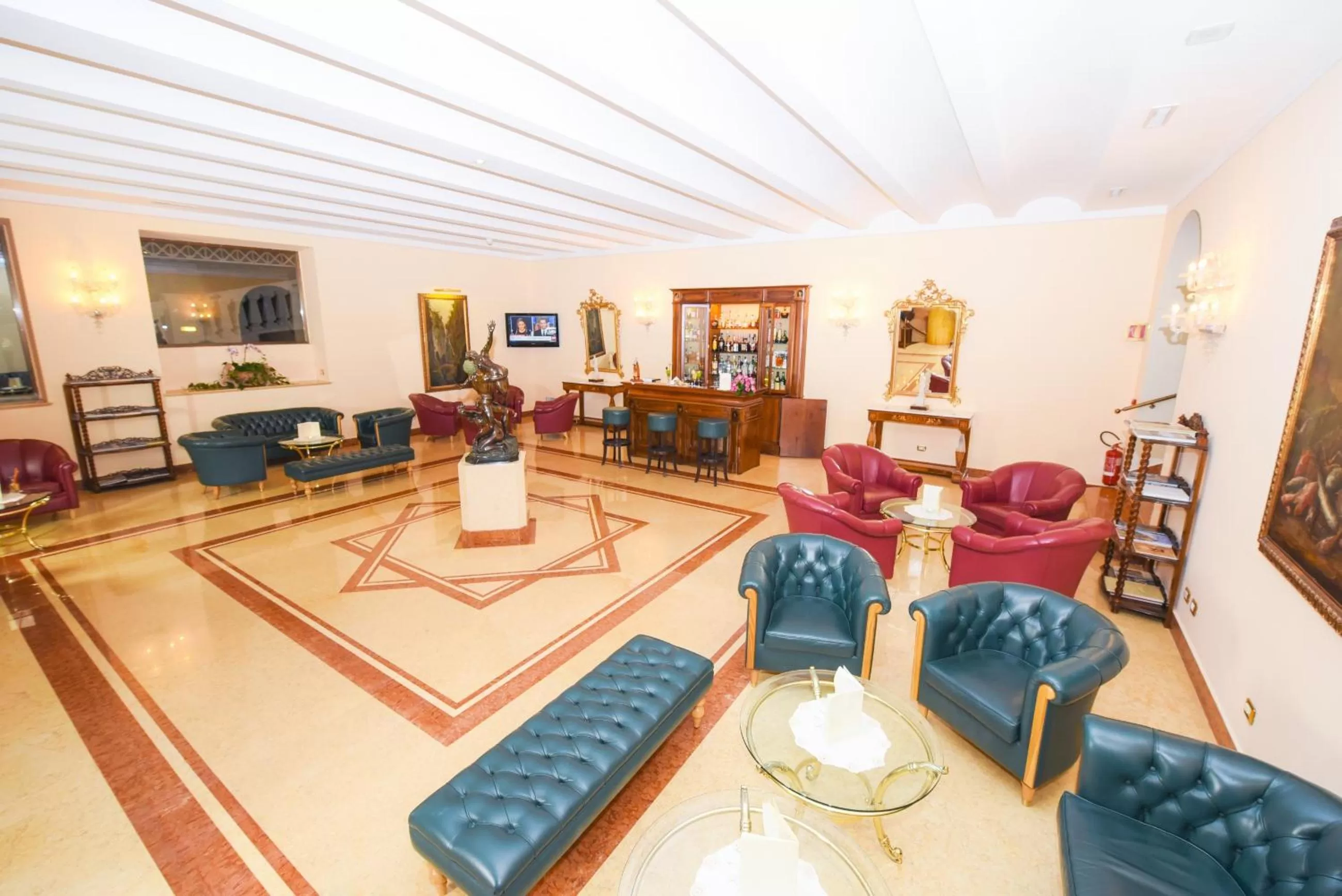 Lounge or bar in Hotel Antiche Mura