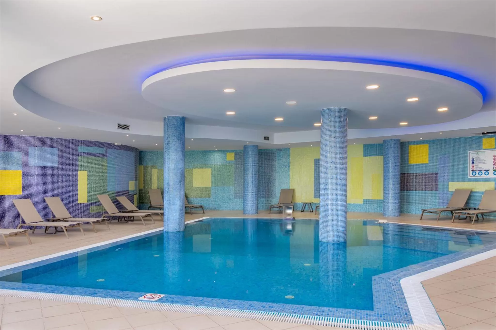 Swimming pool in Aqua Natura Bay