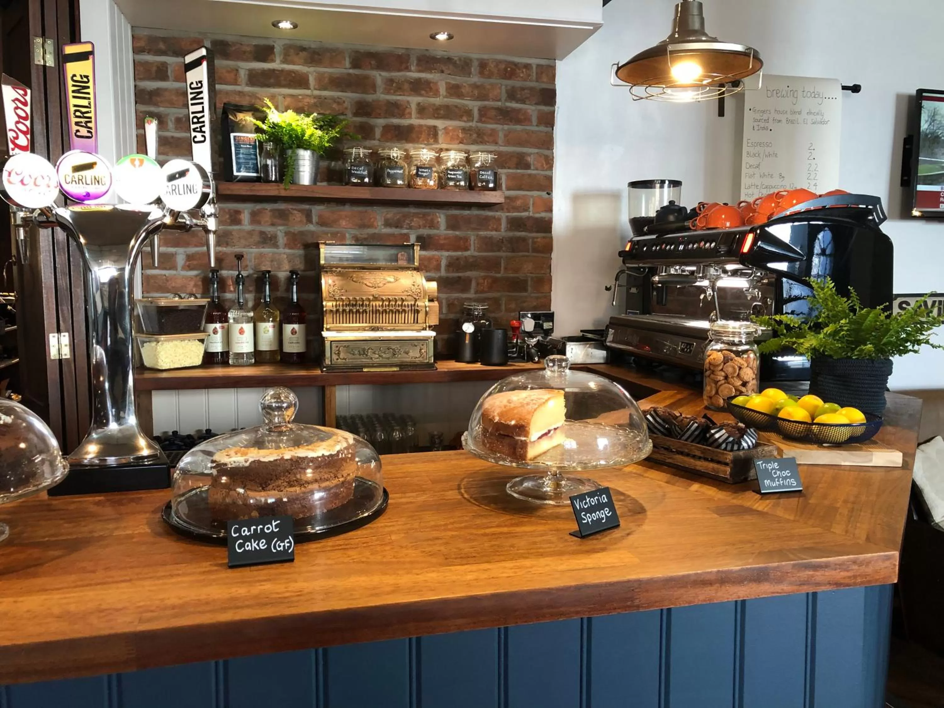 Restaurant/places to eat in The Embassy Hotel