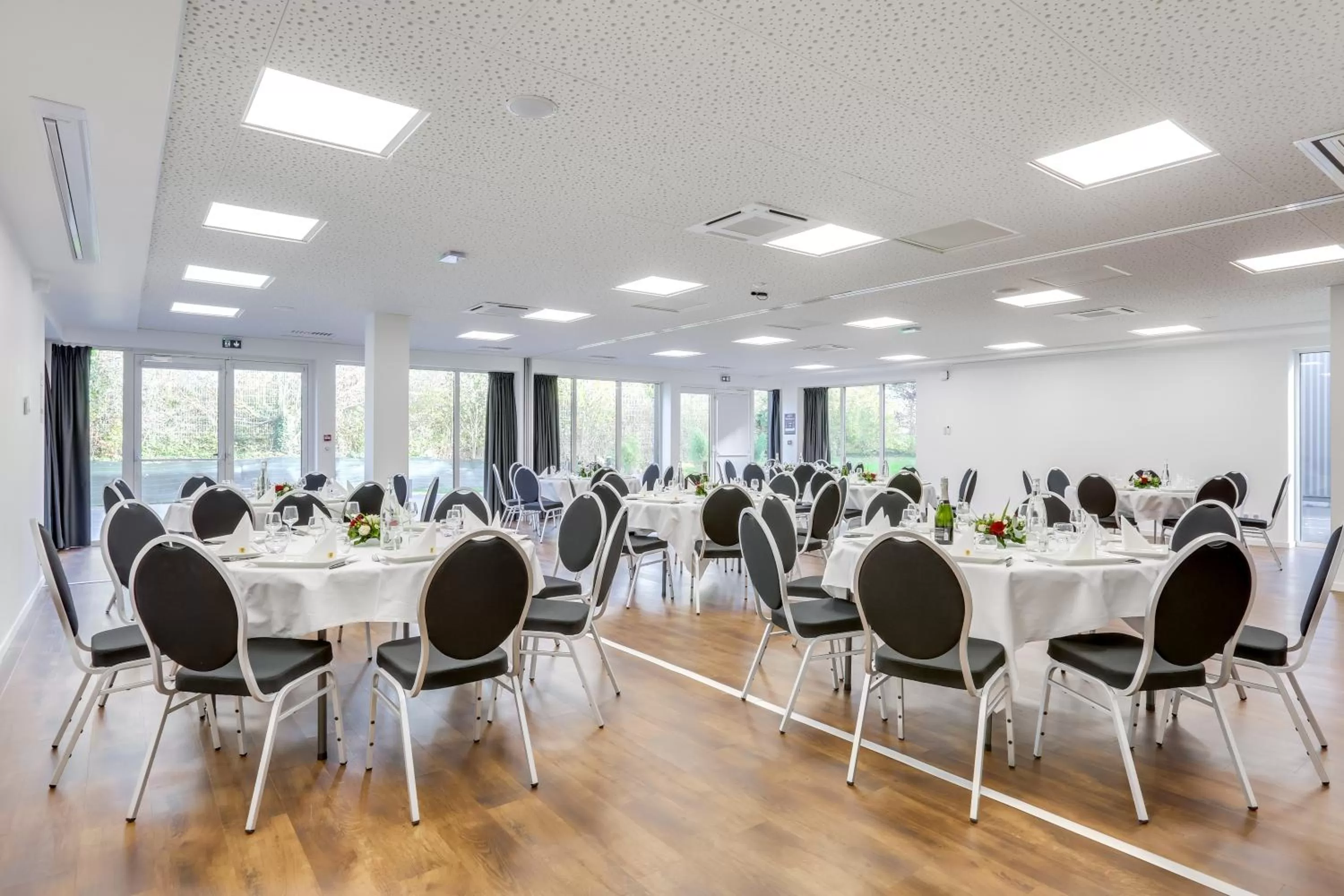 Banquet/Function facilities in The Originals City, Hôtel Caen Mémorial