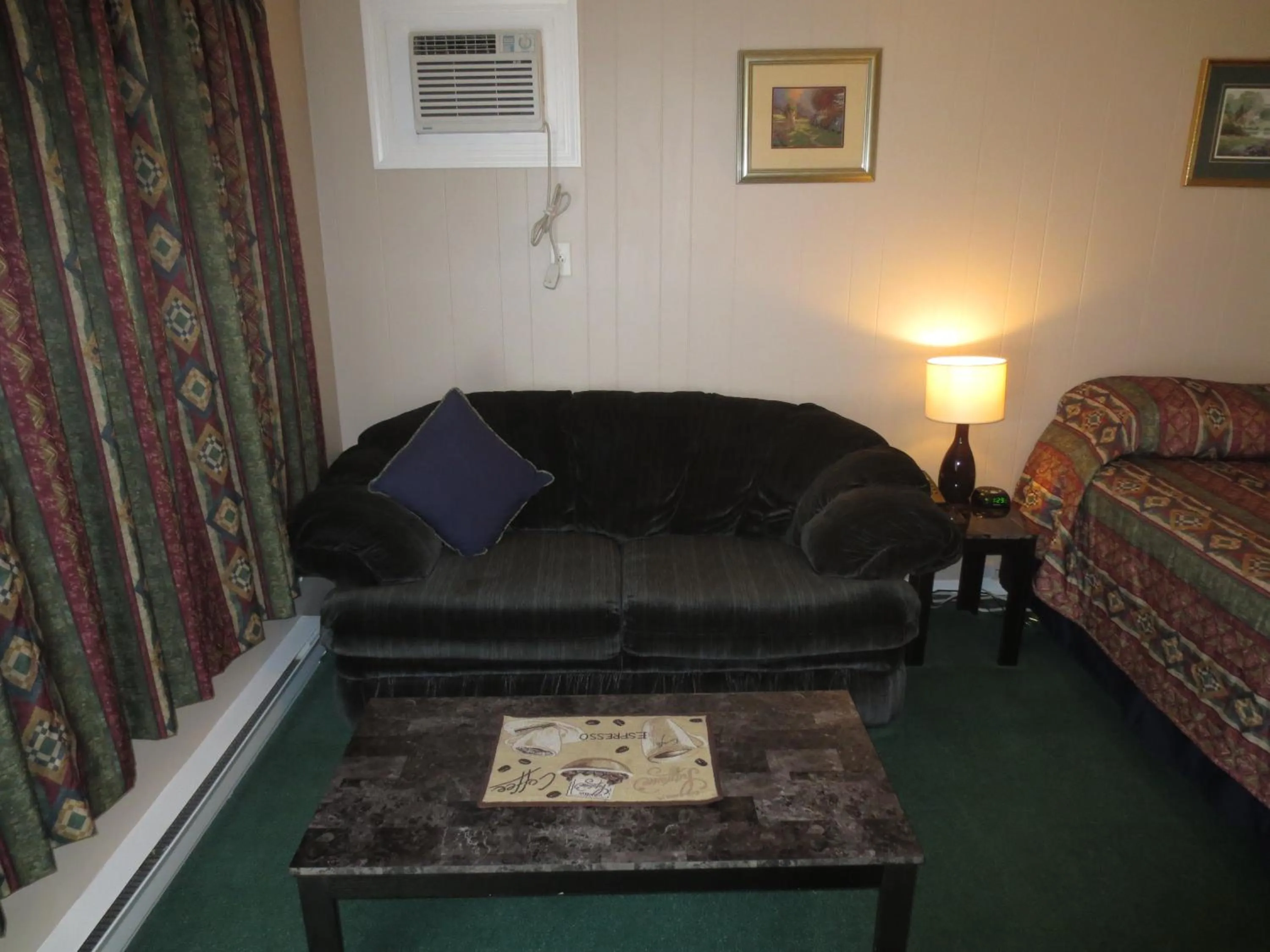 Seating area in Overlander Motel