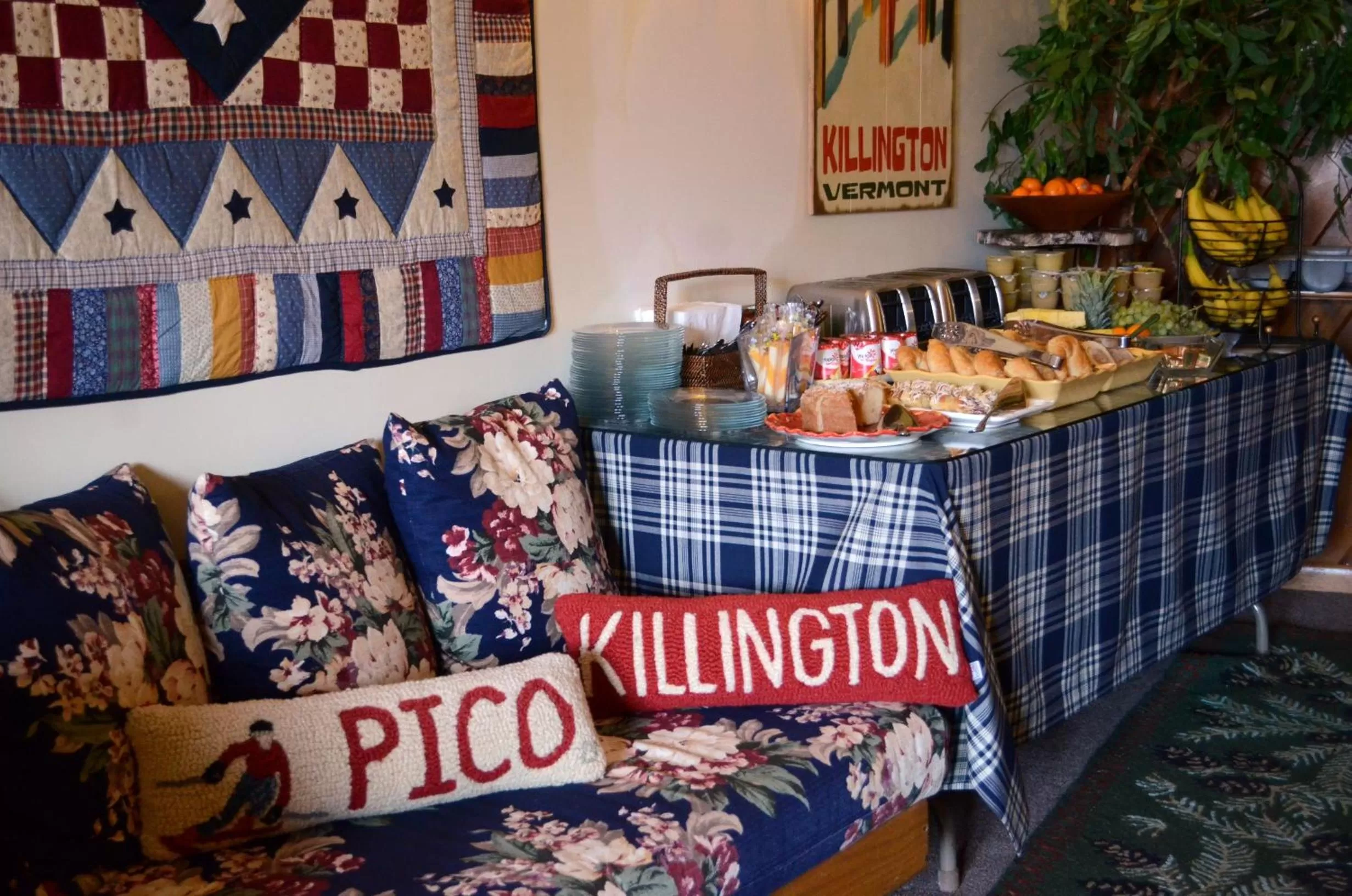 Lounge or bar in Greenbrier Inn Killington