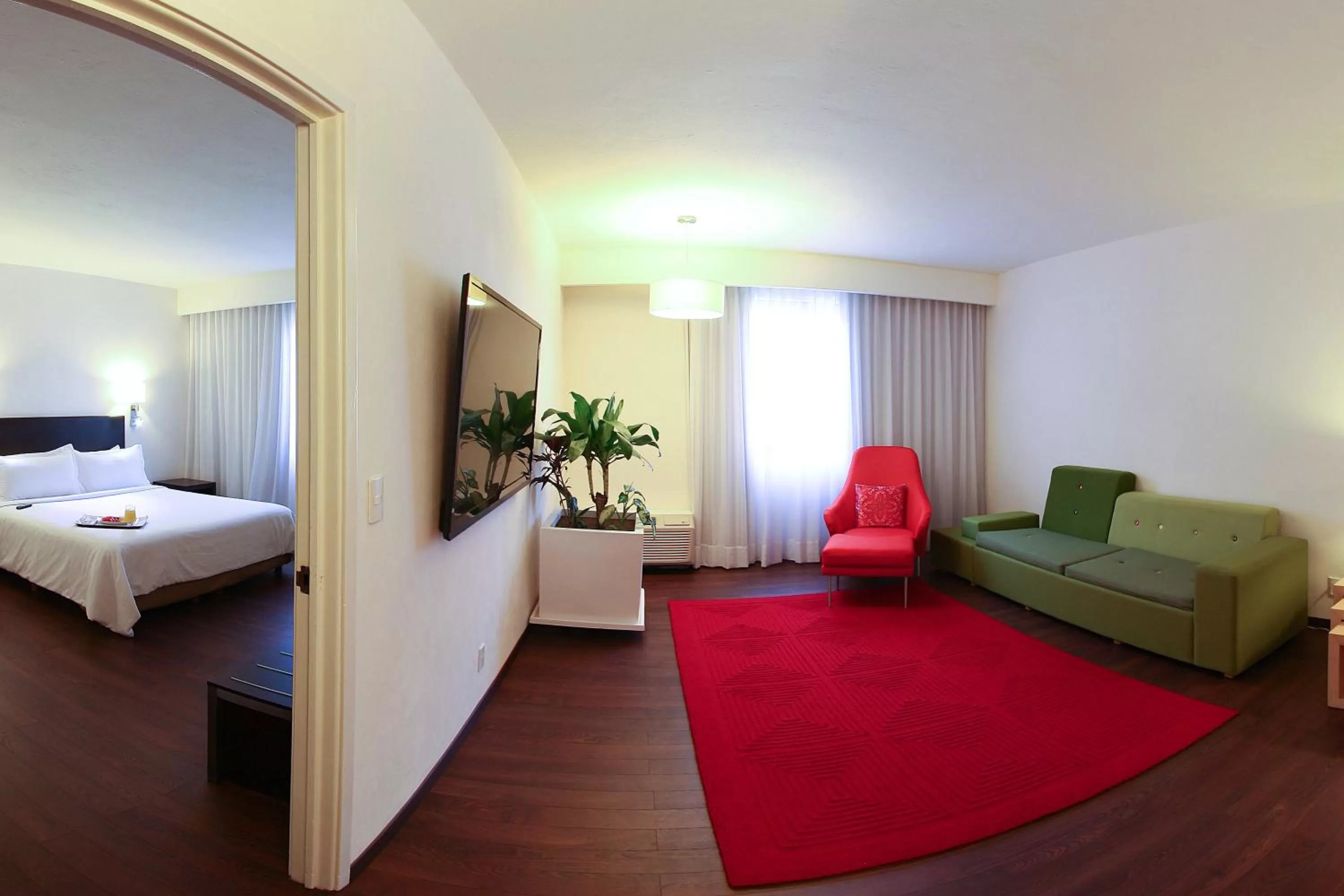 Photo of the whole room, Bed in Fiesta Inn Xalapa