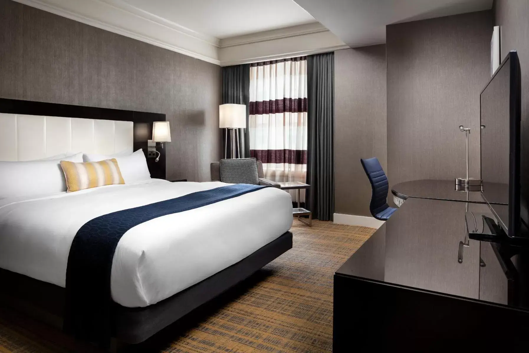 Deluxe King Room in Hotel AKA Back Bay Deluxe King Room in Hotel AKA Back Bay