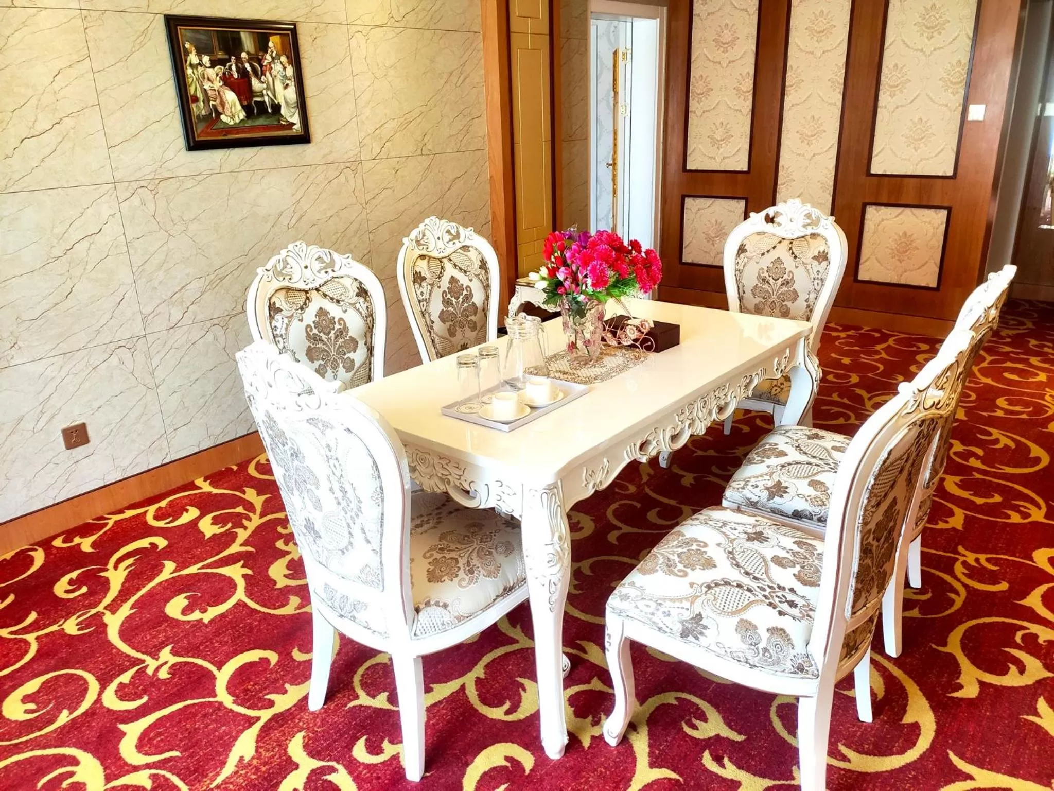 Dining area in Golden Peacock Hotel Blantyre