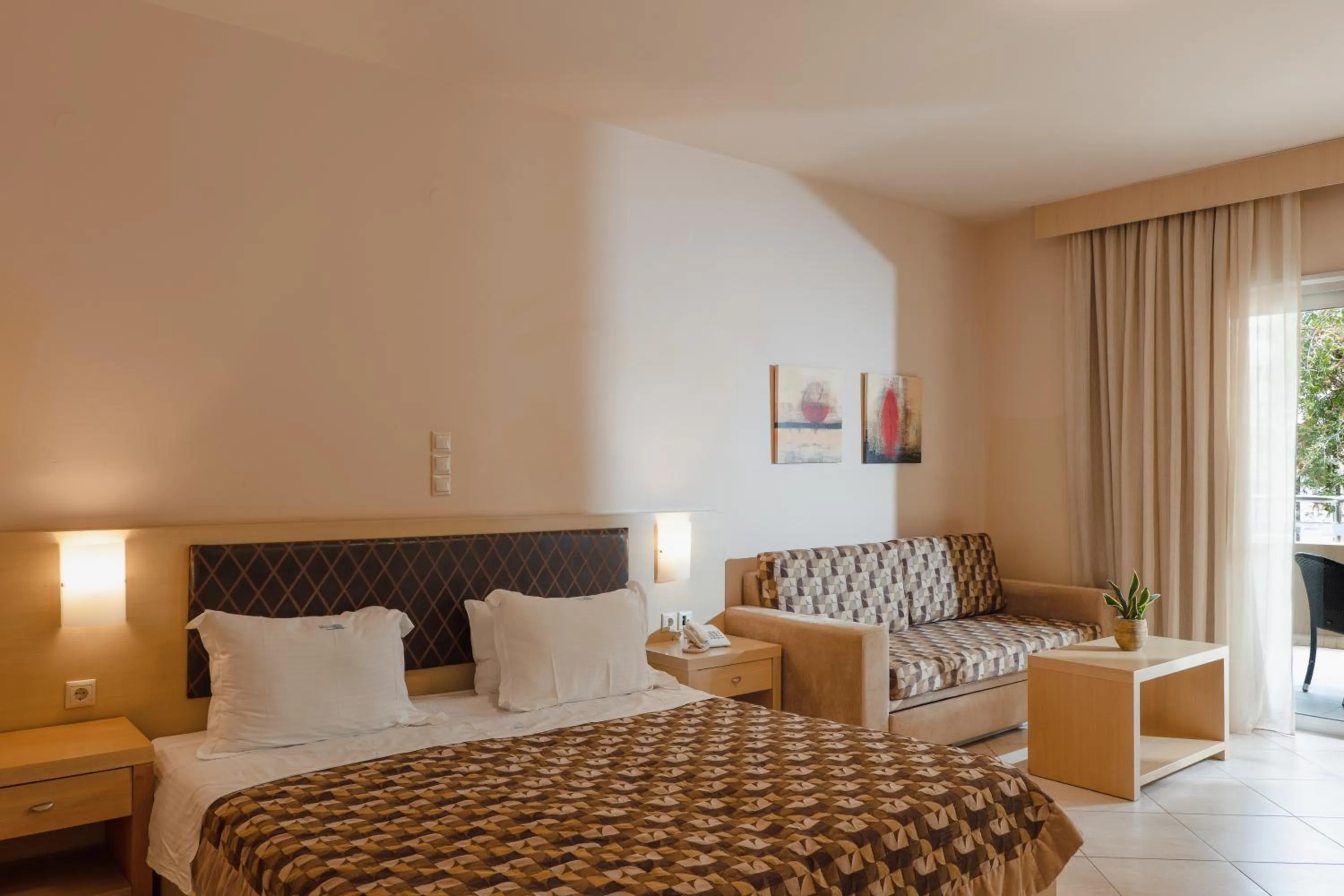 Bedroom, Bed in Molos Bay Hotel