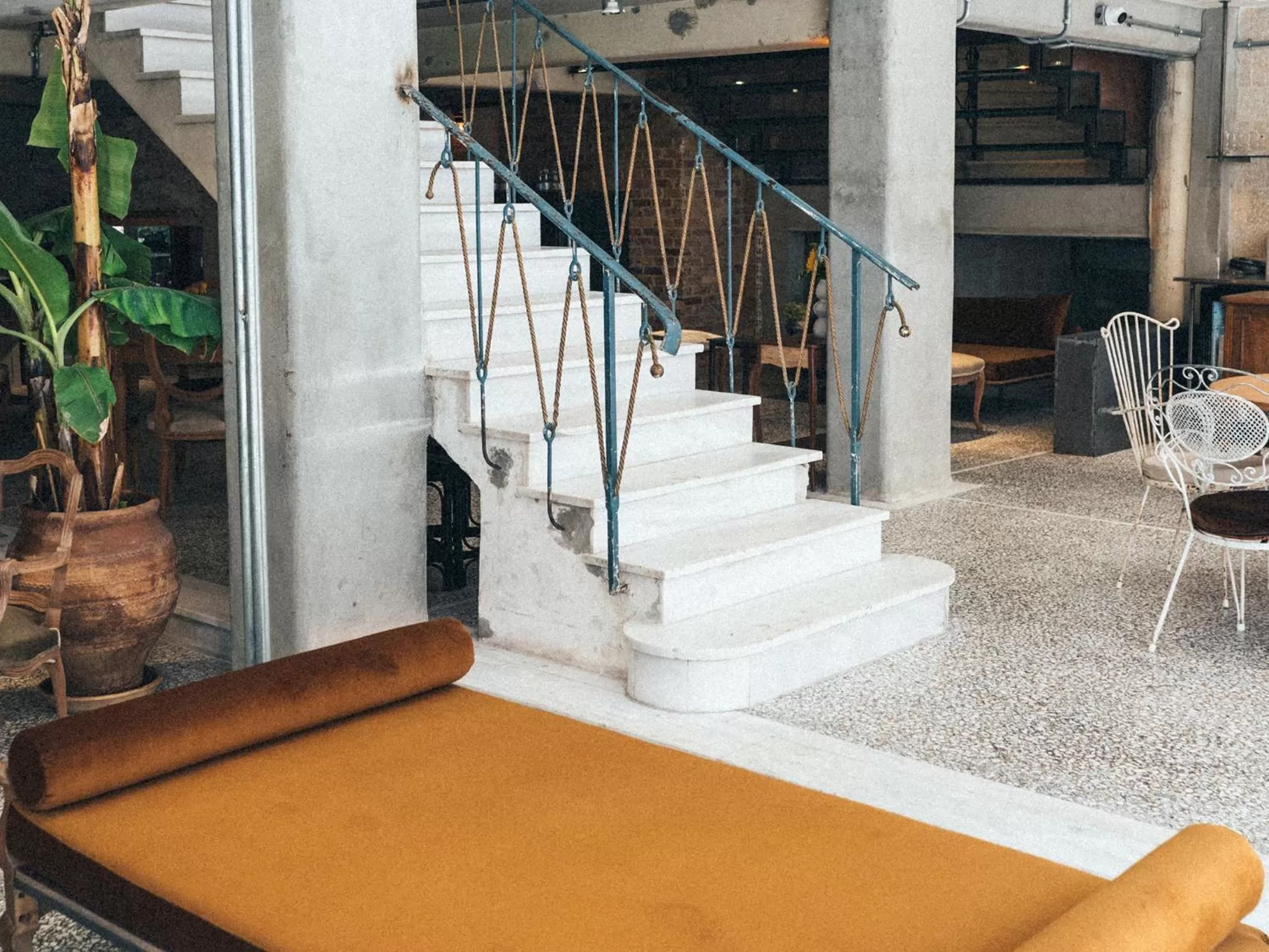 Restaurant/places to eat in Mona Athens