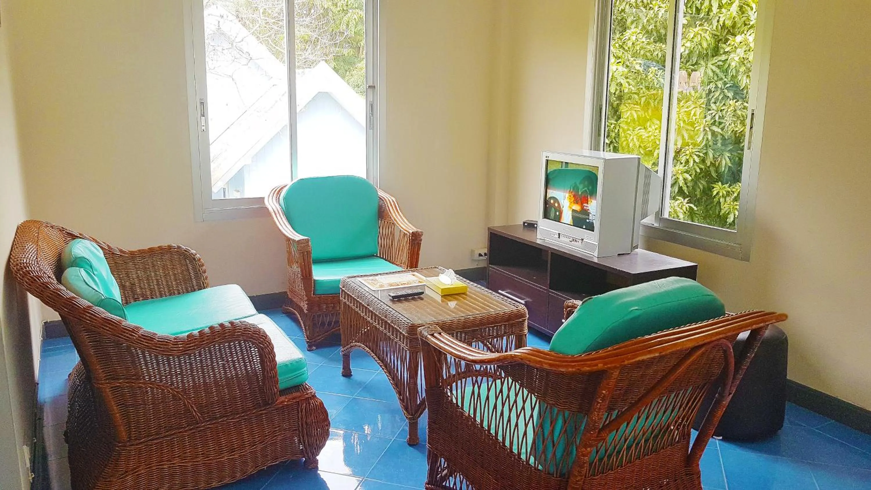 Photo of the whole room in Brookside Valley Resort