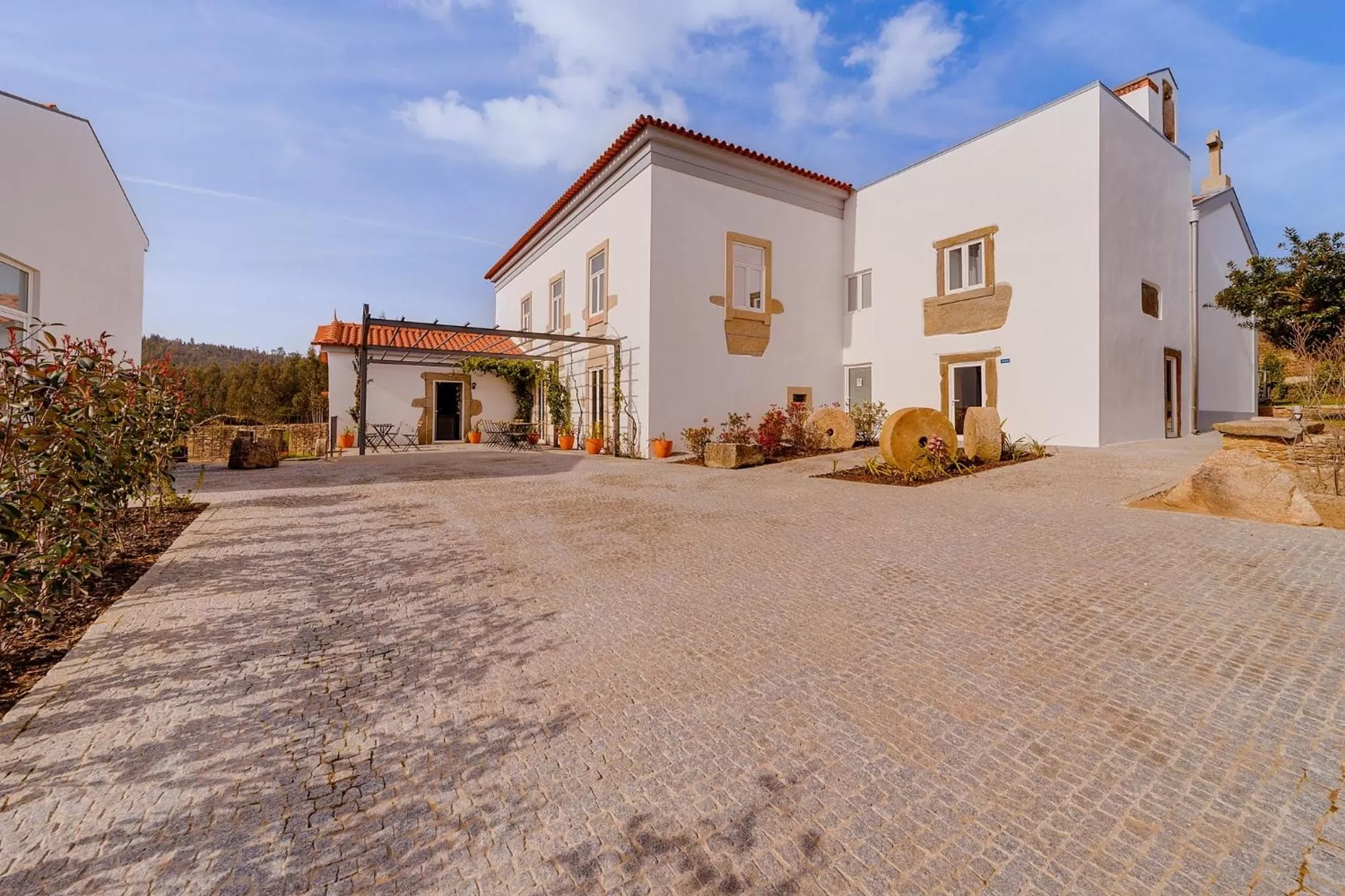 Property building in Casa de Valcova - Boutique Hotel