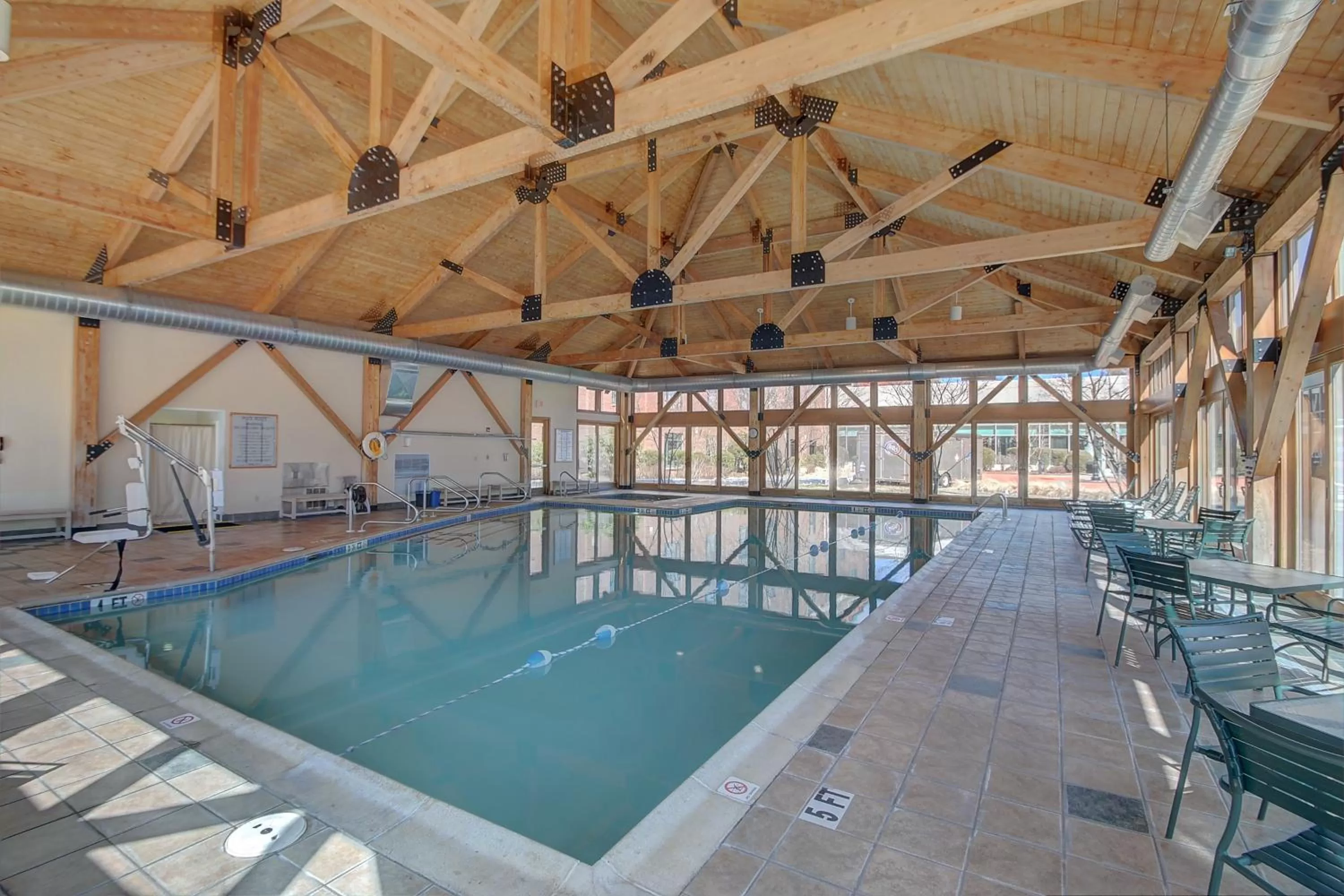 Swimming pool in Southbridge Hotel and Conference Center