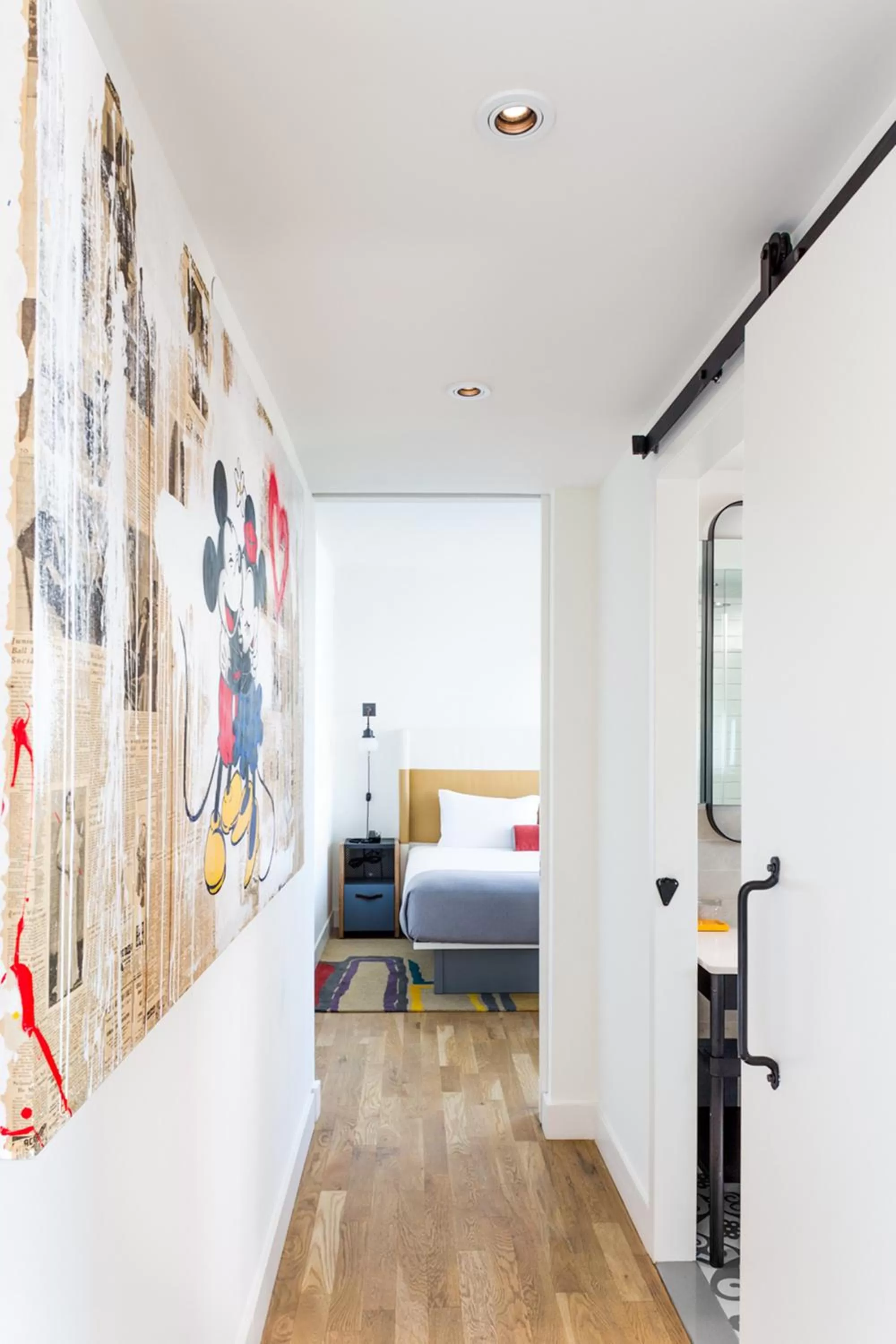 Photo of the whole room, Bed in Hotel Indigo Lower East Side New York by IHG