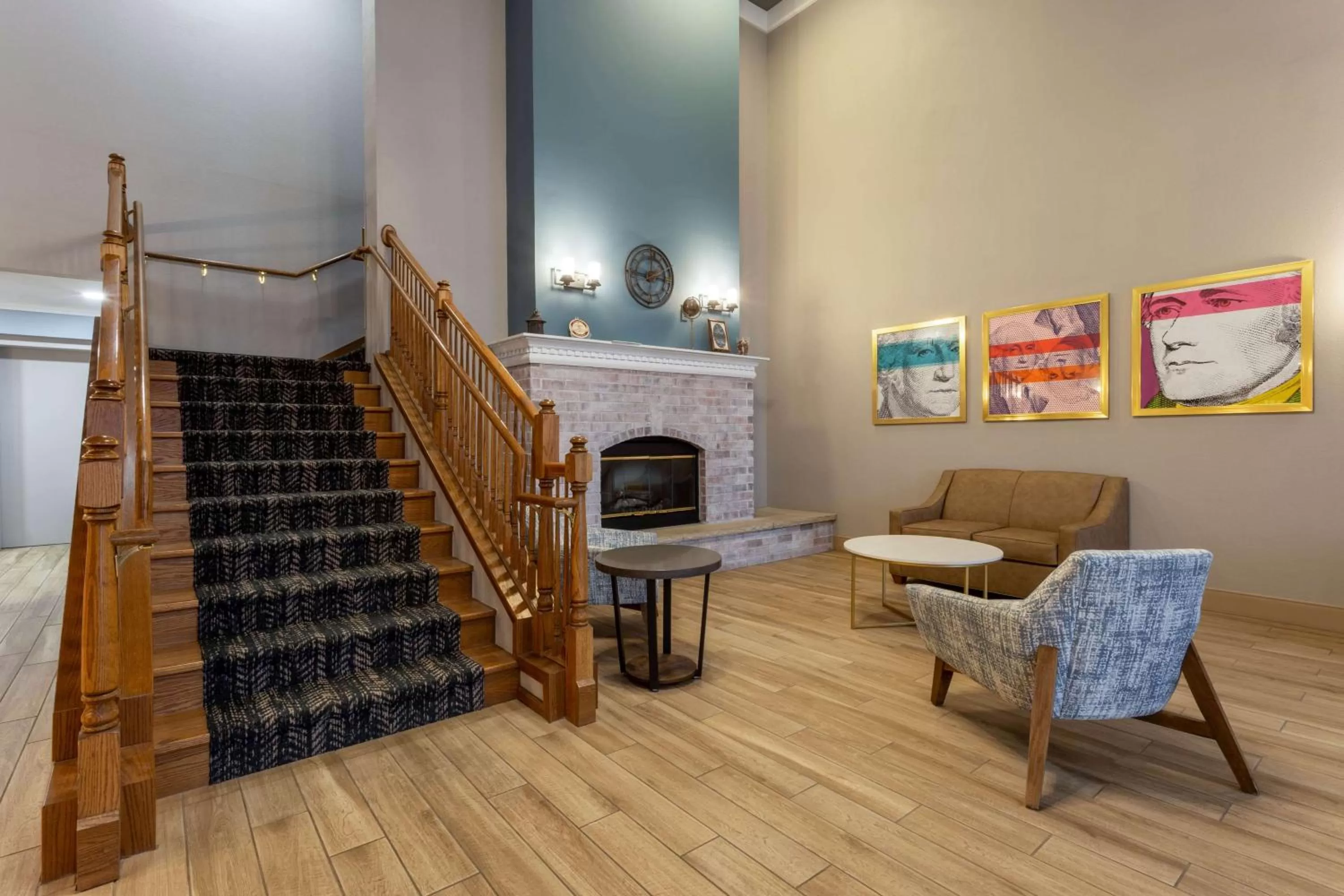 Lobby or reception in AmericInn by Wyndham Fulton Clinton