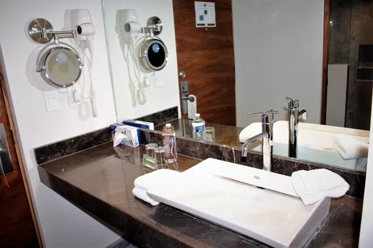 Superior Queen Room in Hotel Plaza Kokai Cancún