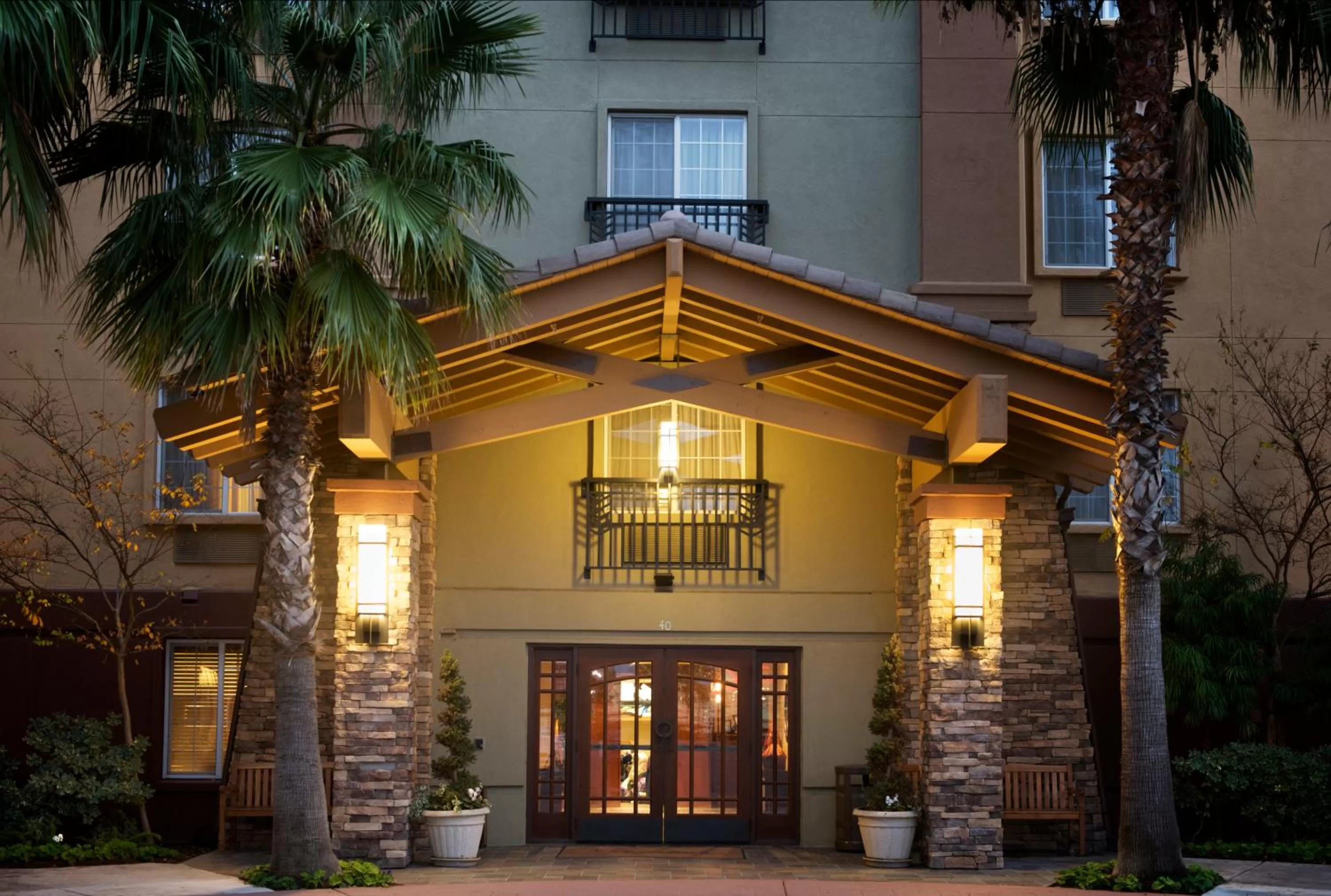 Facade/entrance in Larkspur Landing Extended Stay Suites Pleasanton