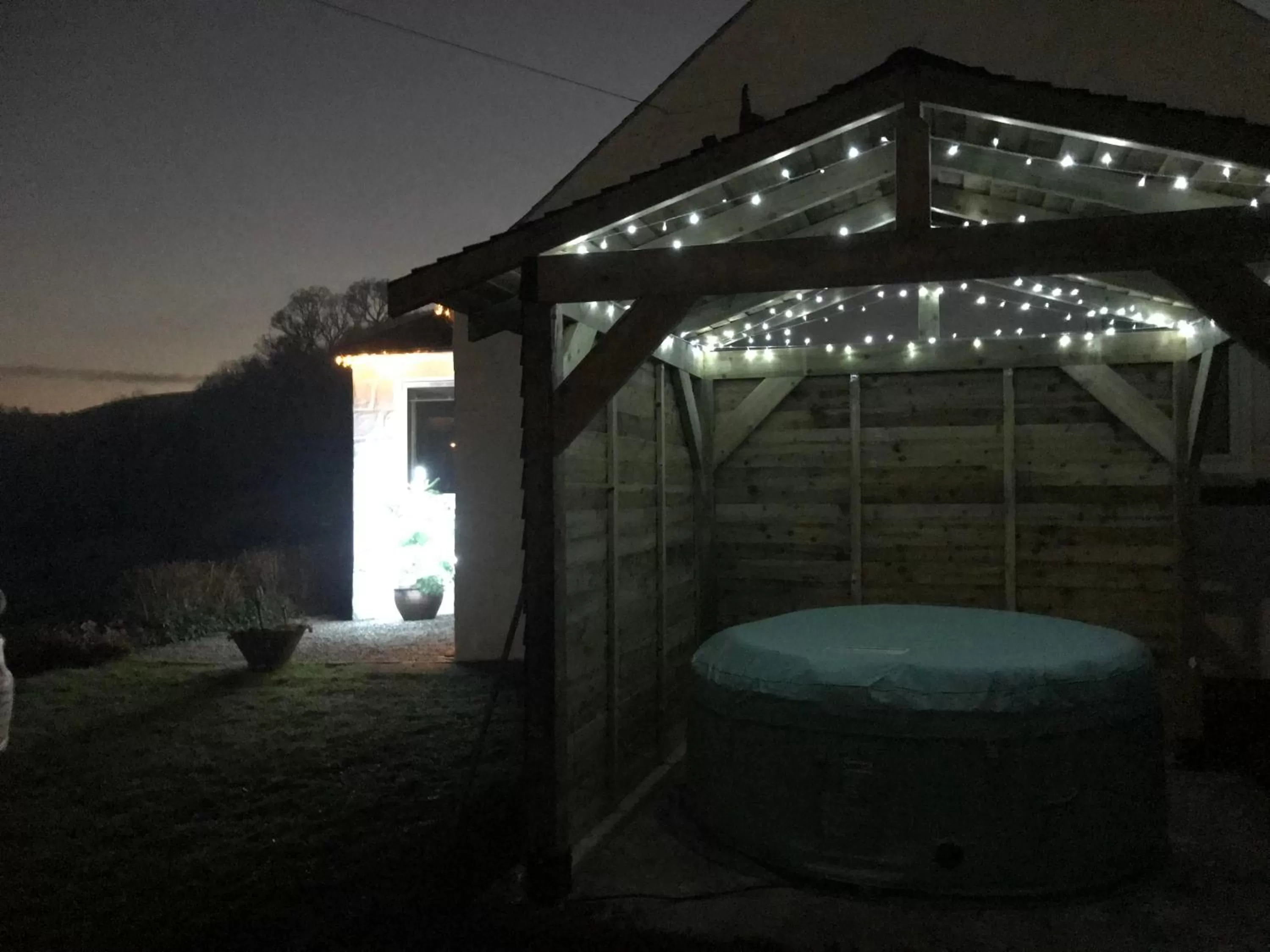 Hot Tub in Jacquie's B&B -Dumfries-Room with a view - hot tub