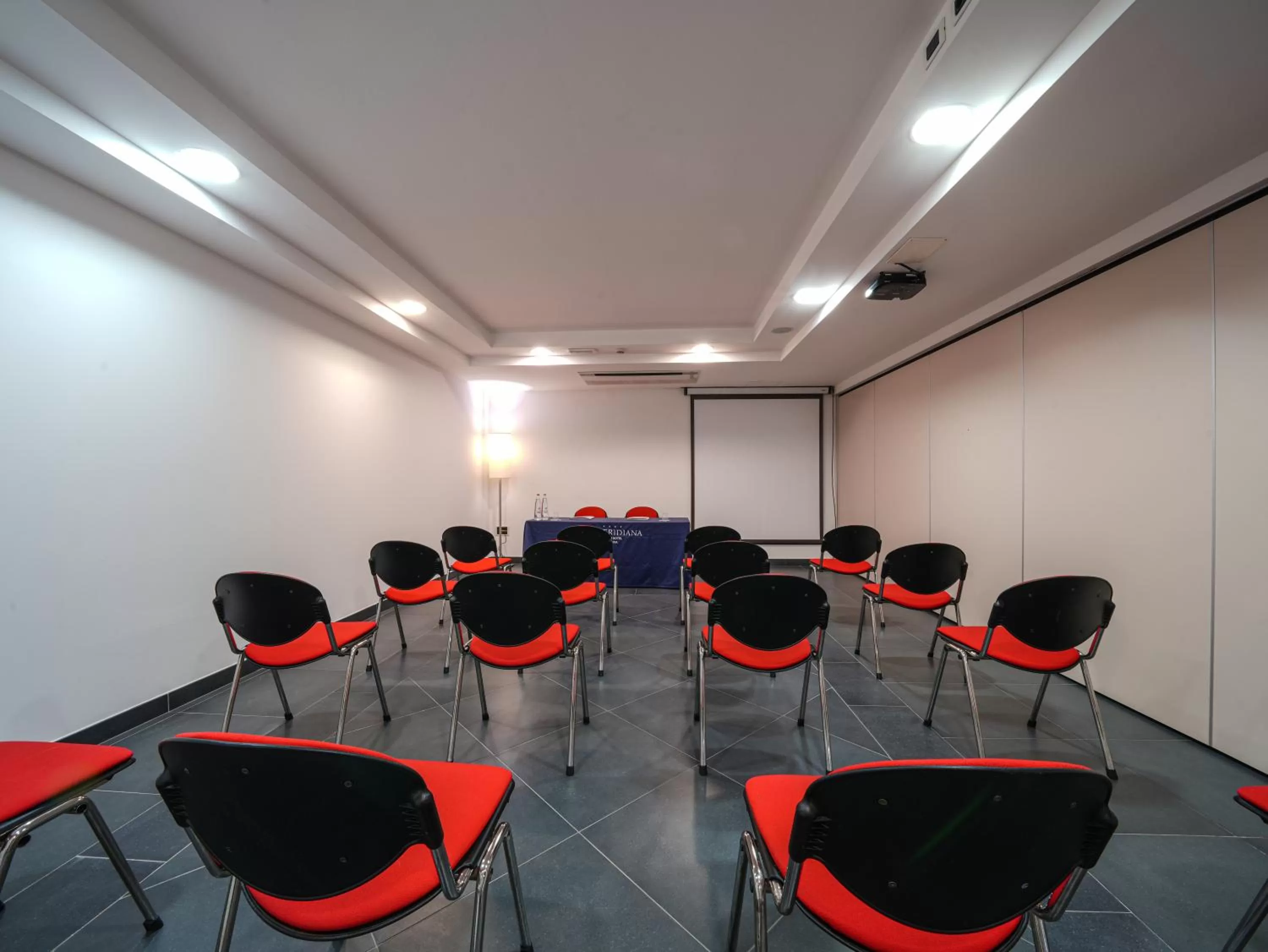 La Meridiana Bleisure Hotel