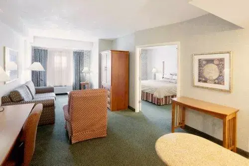 One-Bedroom Suite with Two Queen Beds in Staybridge Suites San Antonio Airport by IHG One-Bedroom Suite with Two Queen Beds in Staybridge Suites San Antonio Airport by IHG
