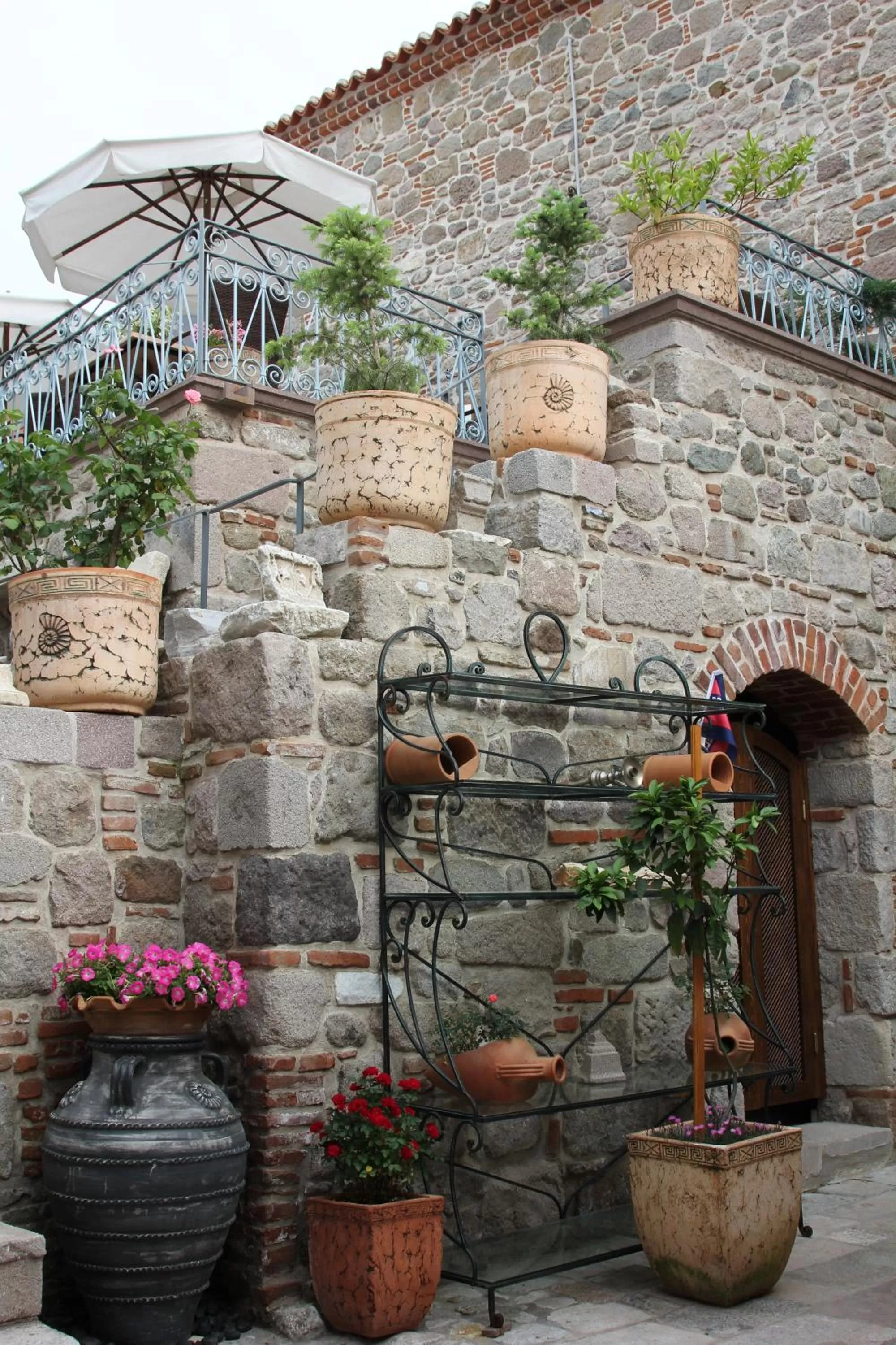 Garden in Hera Hotel