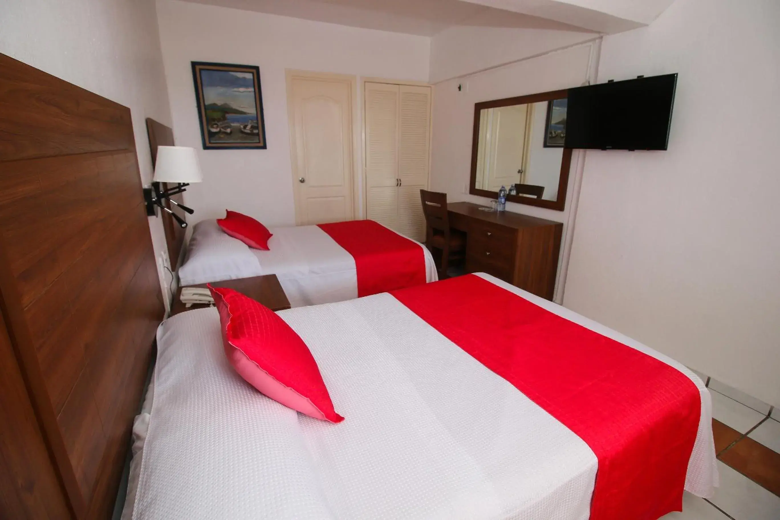 Double Room with Two Double Beds in Hotel Marbella Double Room with Two Double Beds in Hotel Marbella