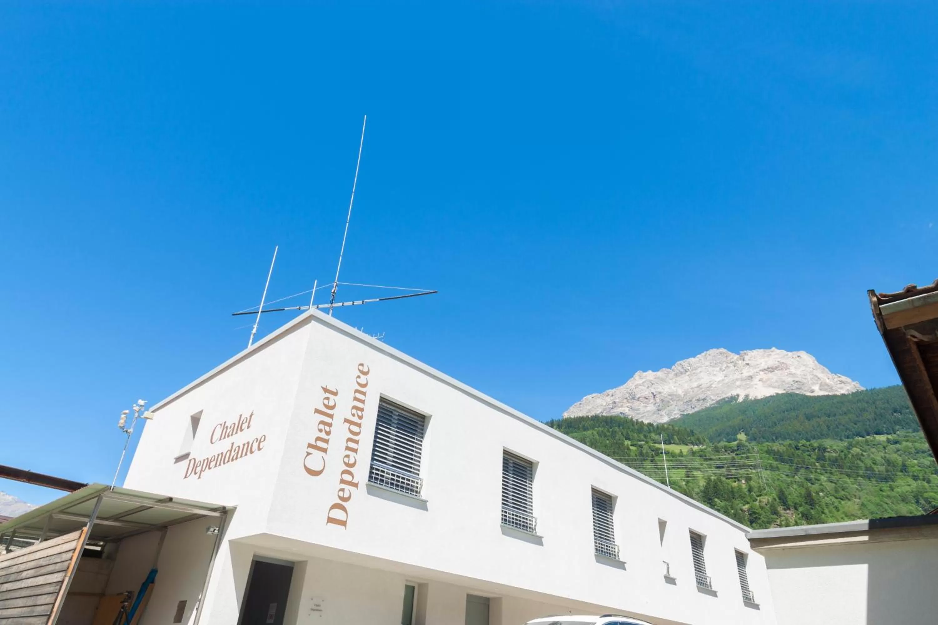 Property building in Ristorante Pensione Chalet Stazione