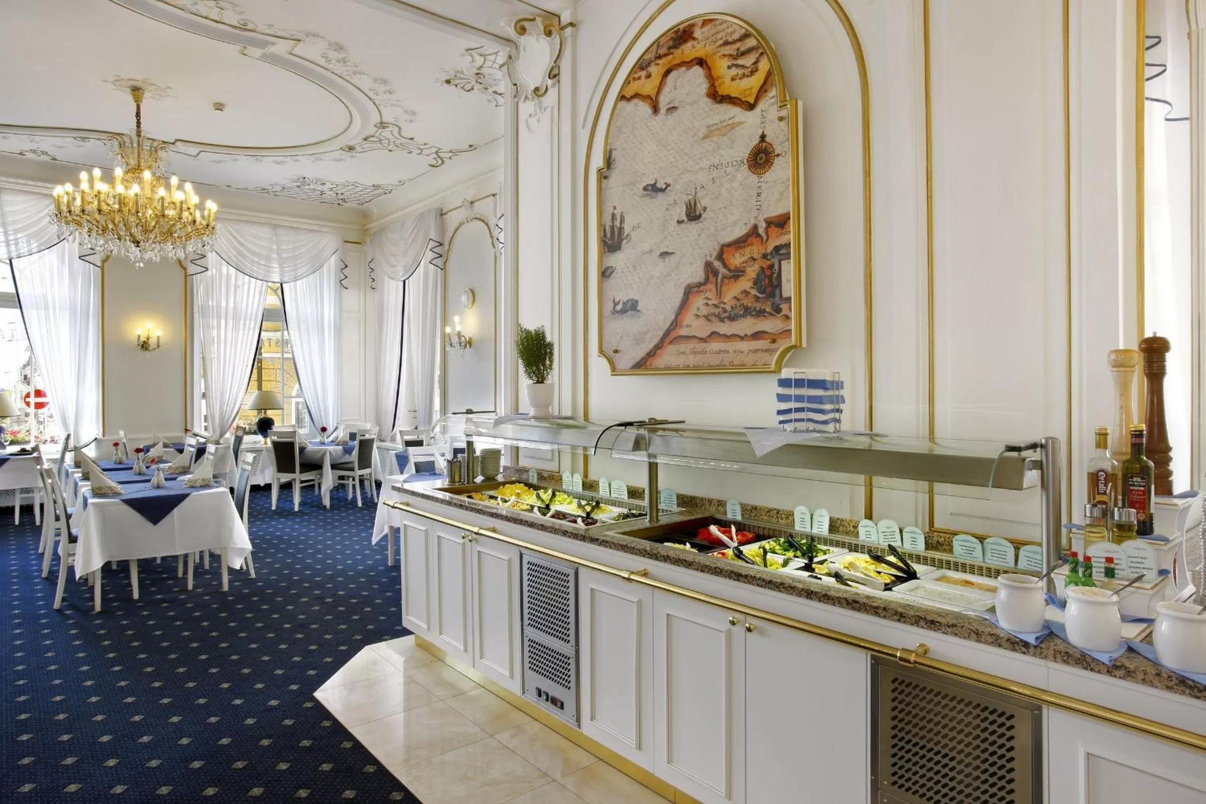 Restaurant/places to eat in Ensana Hotel Pacifik