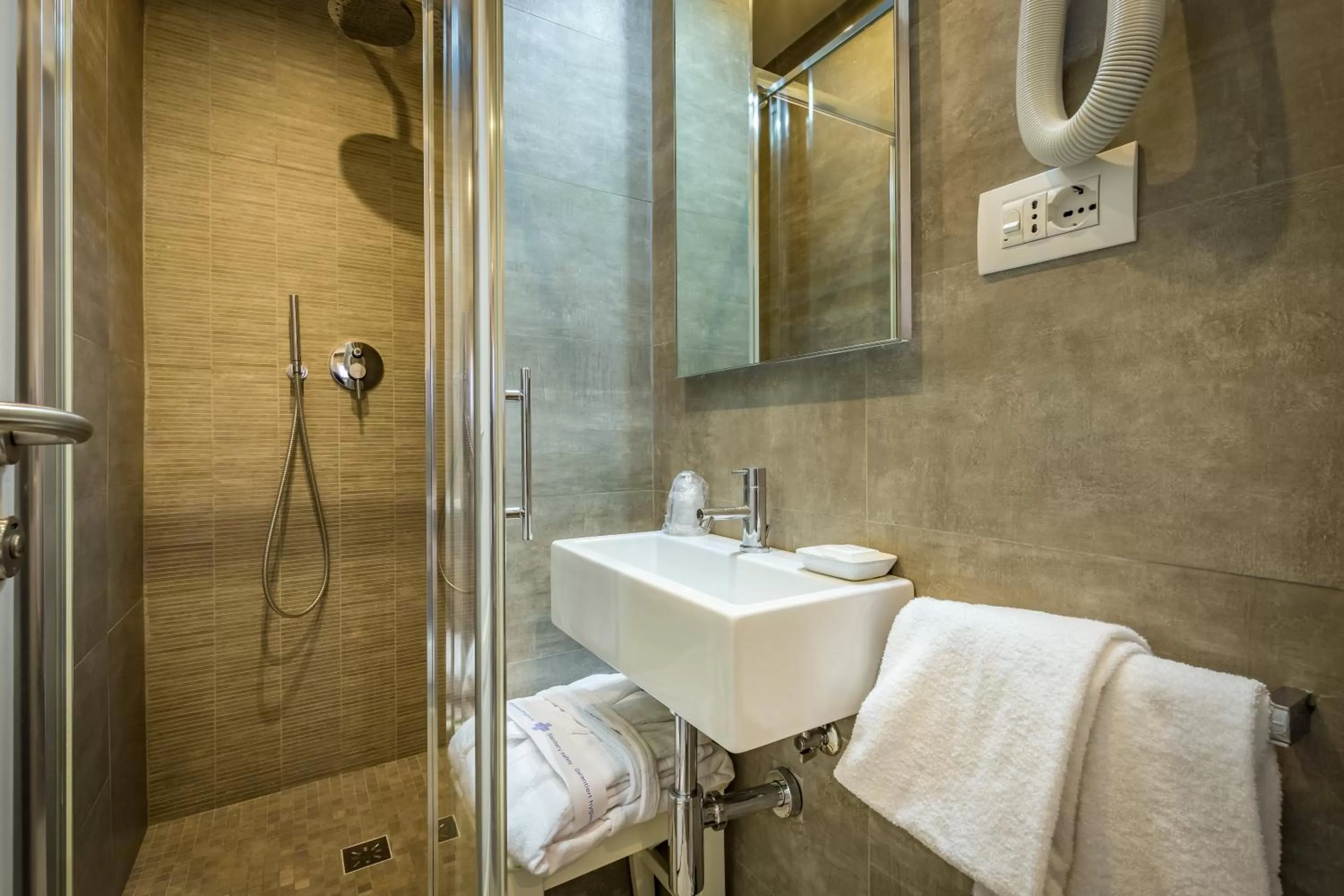 Shower in Hotel La Scaletta al Ponte Vecchio