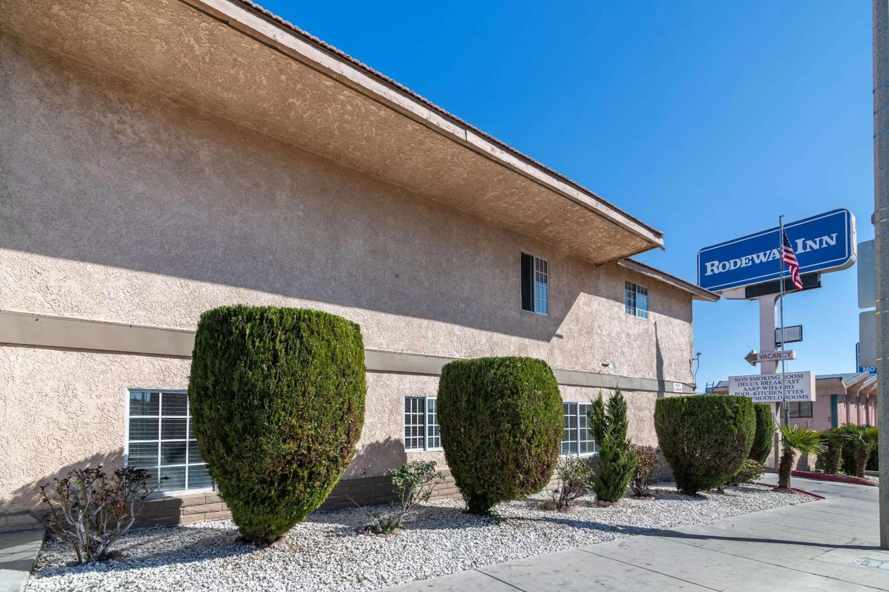 Property building in Rodeway Inn Barstow Route 66