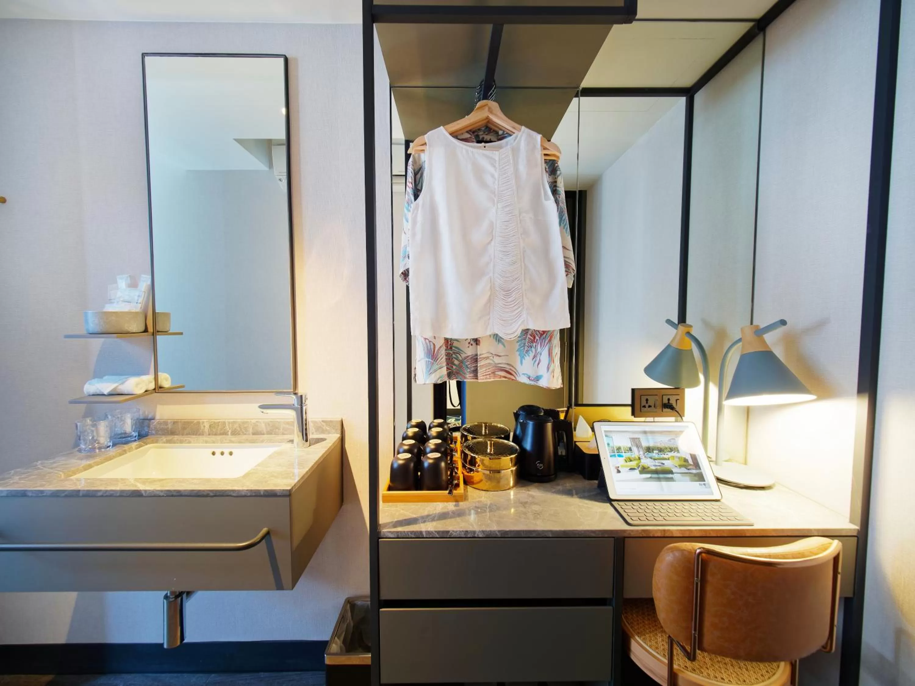 Coffee/tea facilities in Hotel Soloha at Chinatown