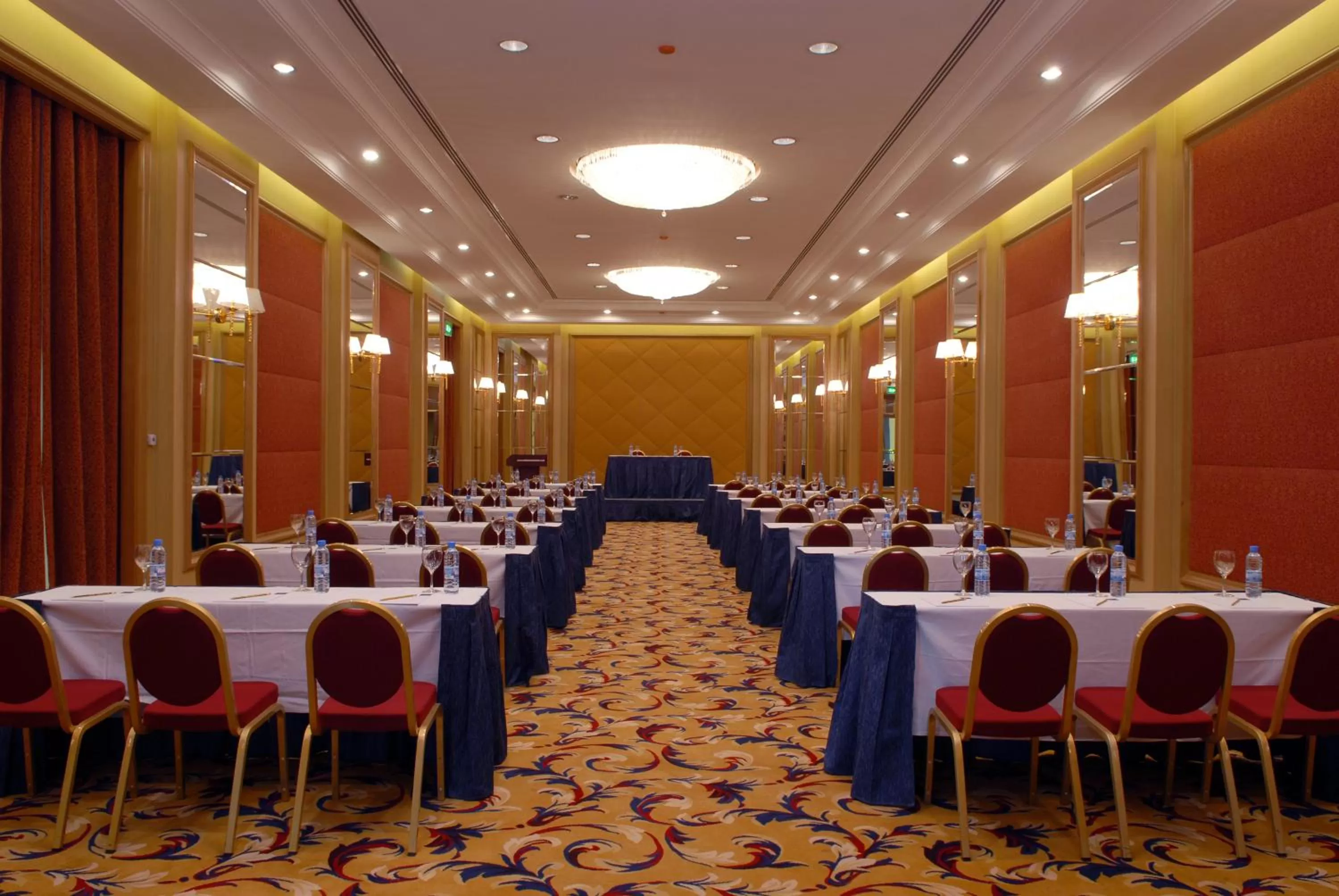 Business facilities in Copthorne Al Jahra Hotel & Resort